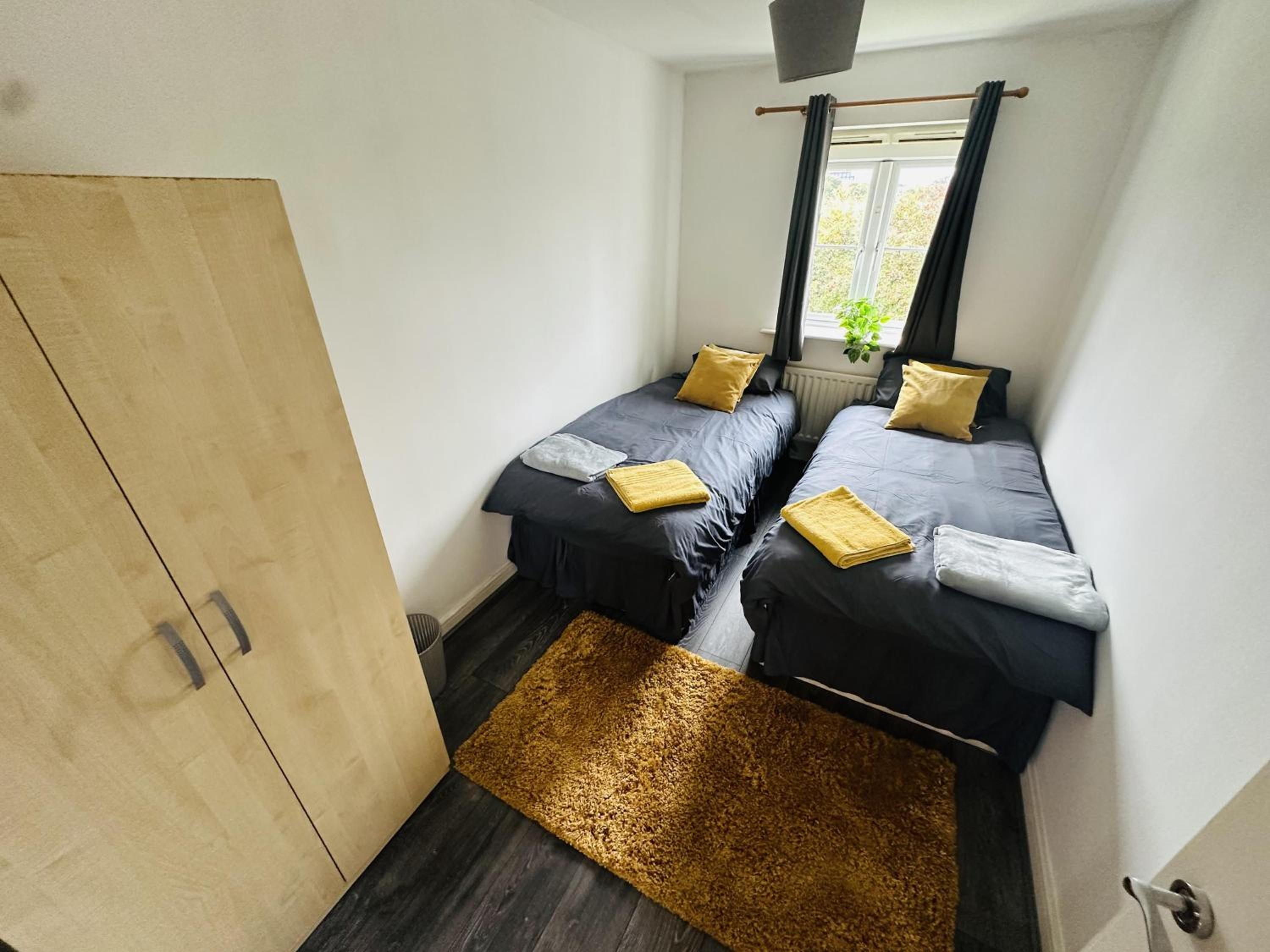 Apartment photo 1