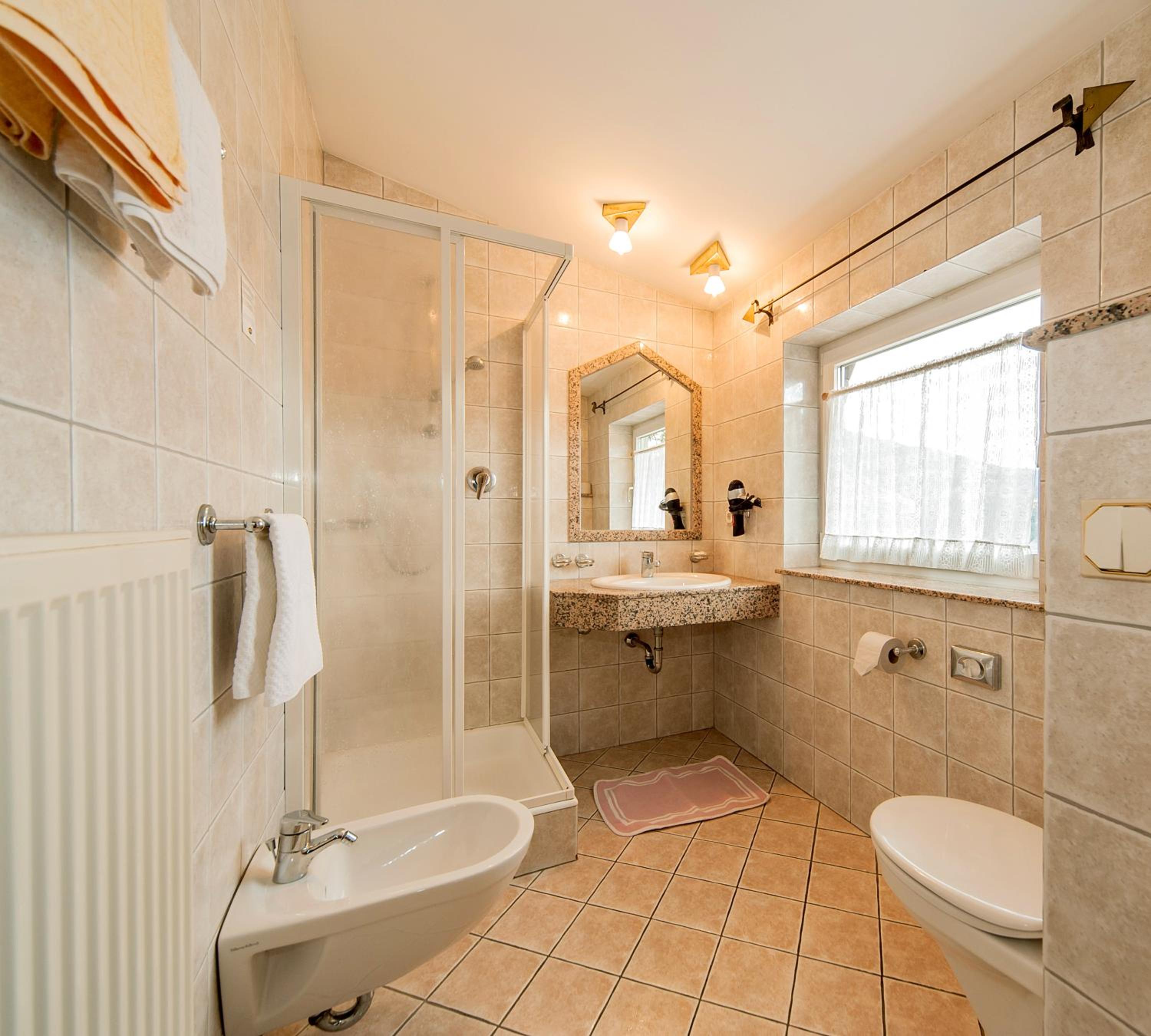 Superior Double Room with Balcony - Photo 3