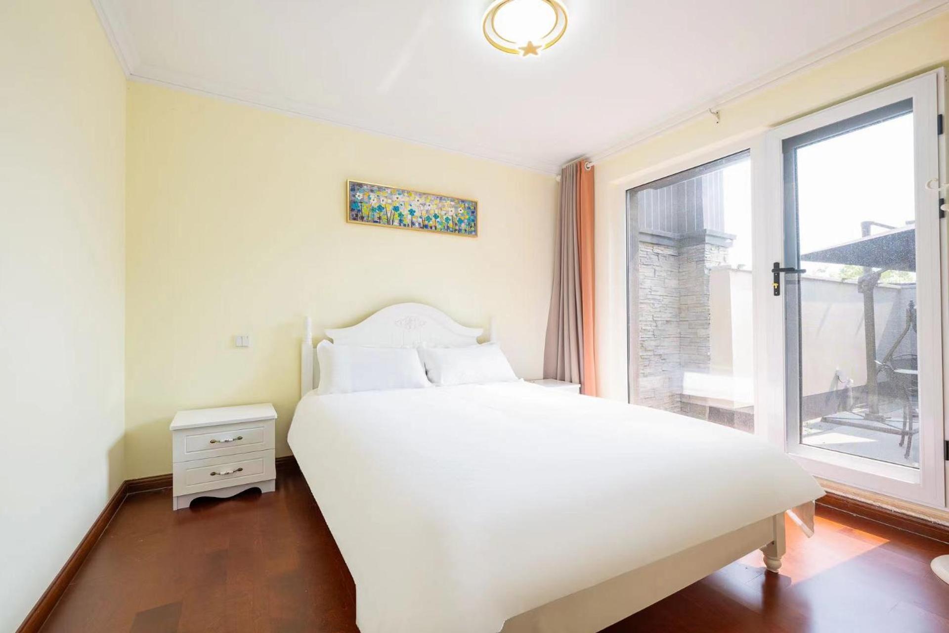 Three-Bedroom Villa photo 3