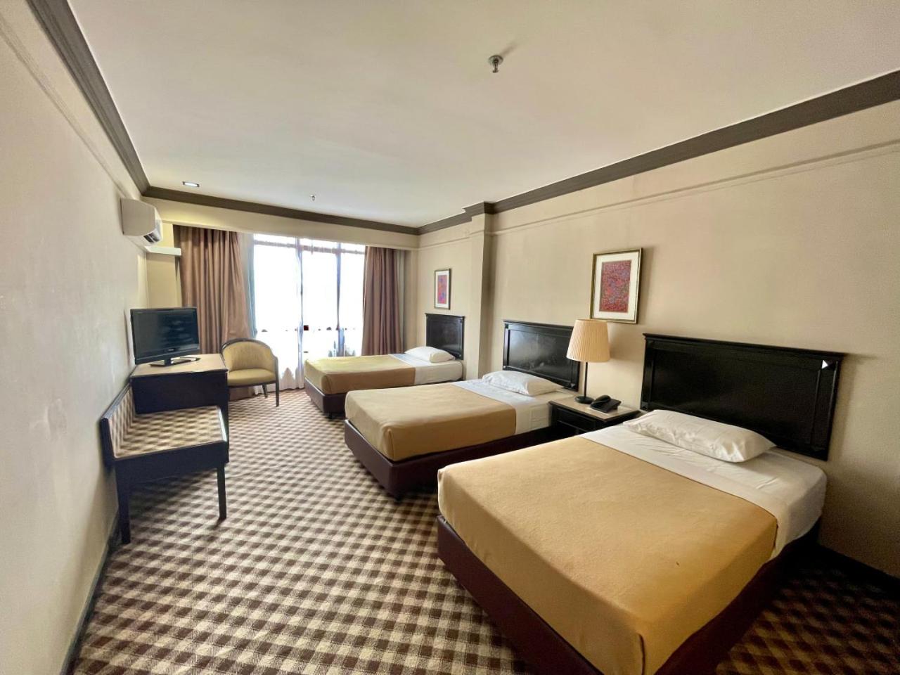 Classic Triple Room - Photo 8