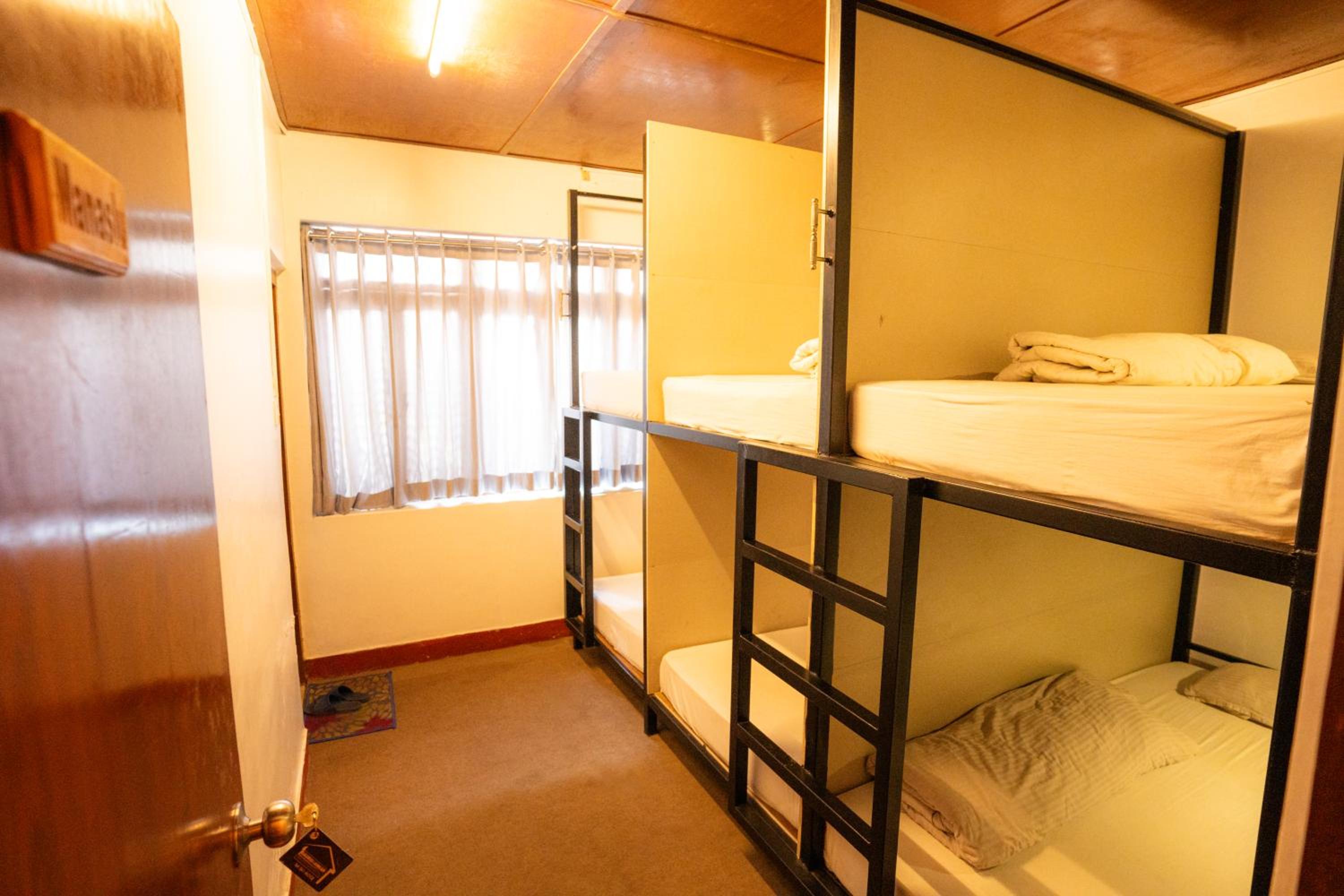 Bed In 6-Bed Mixed Dormitory Room photo 2