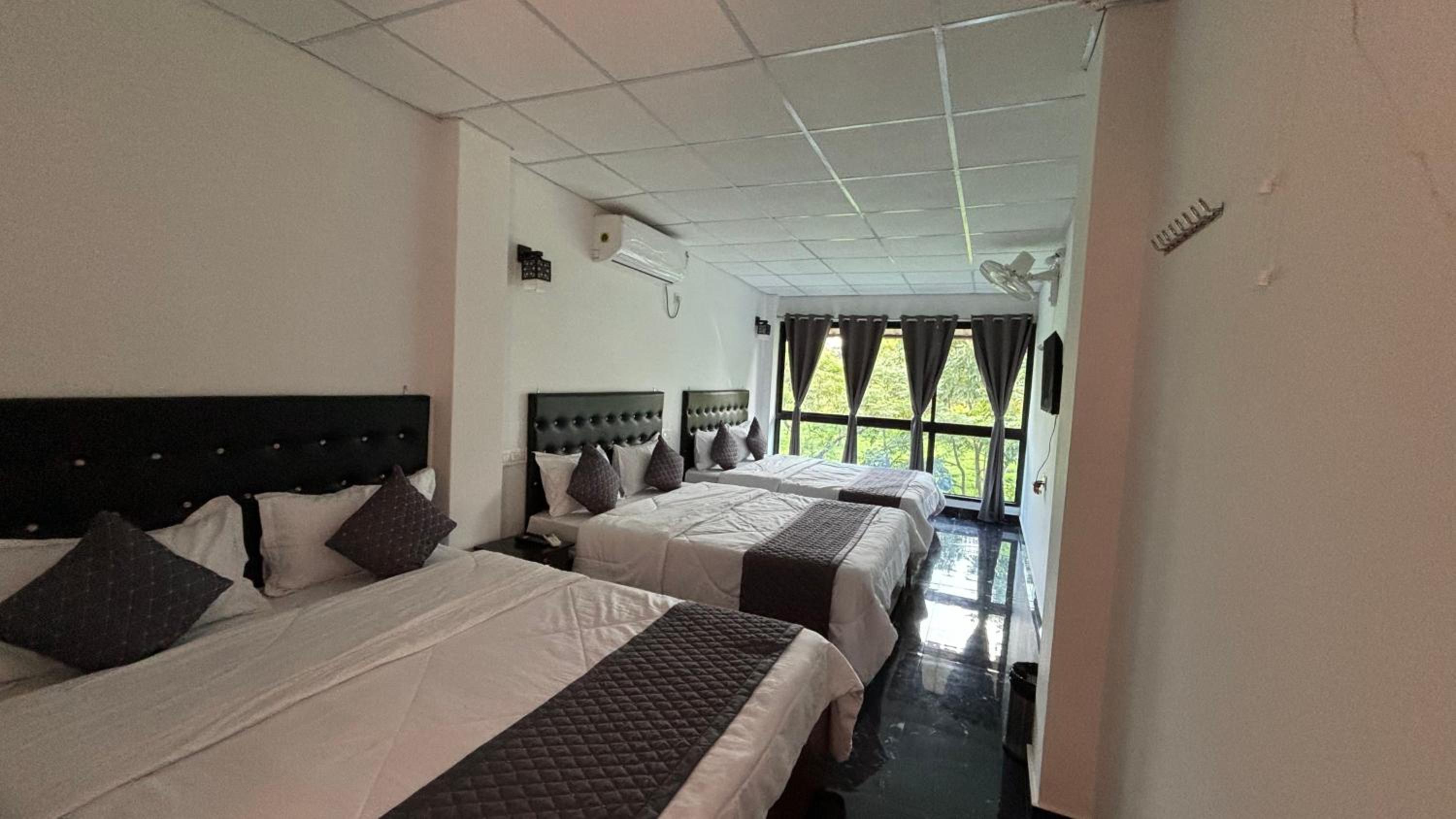 Superior Double or Twin Room with Garden View
