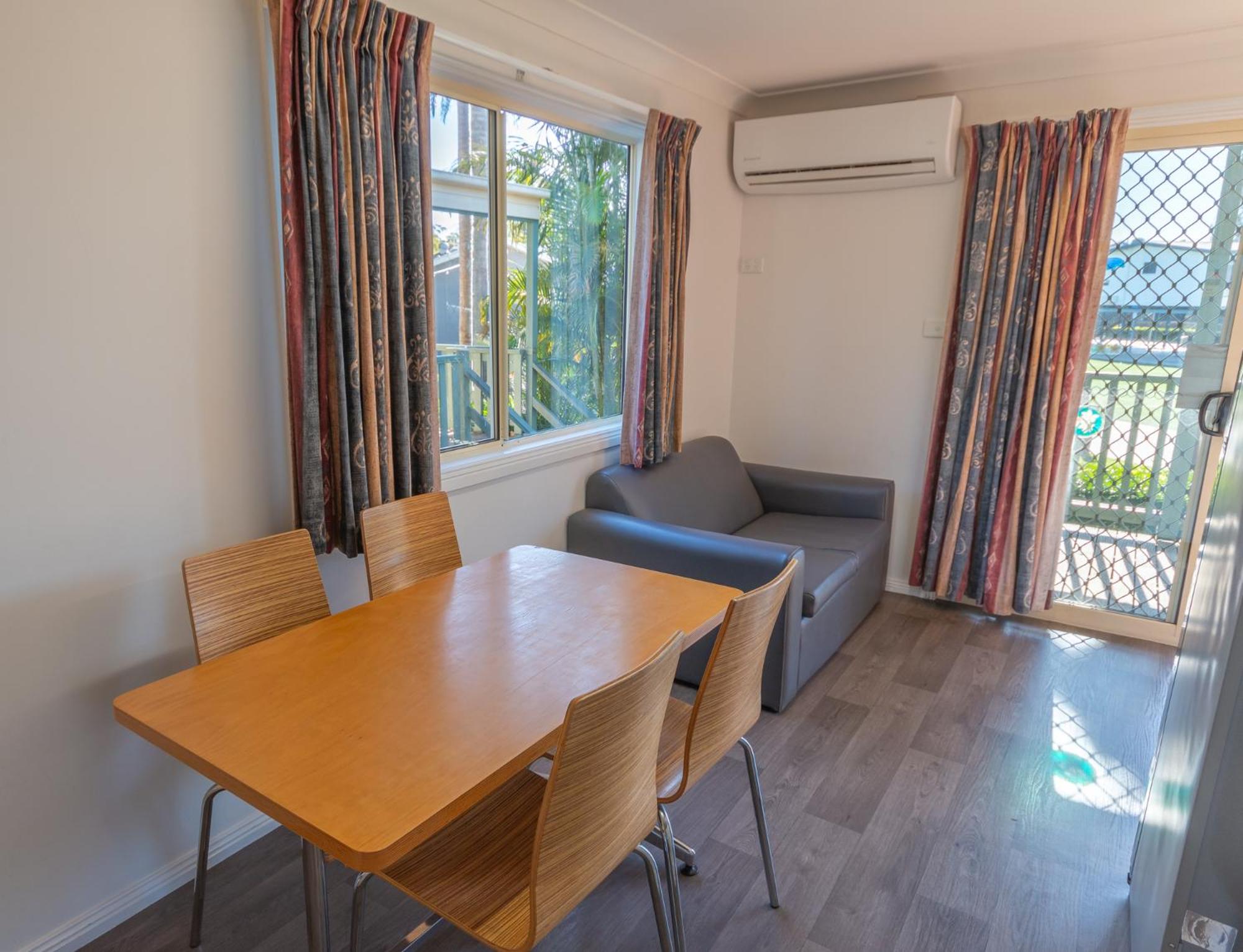 Two-Bedroom Villa with Garden View-8 photo 3