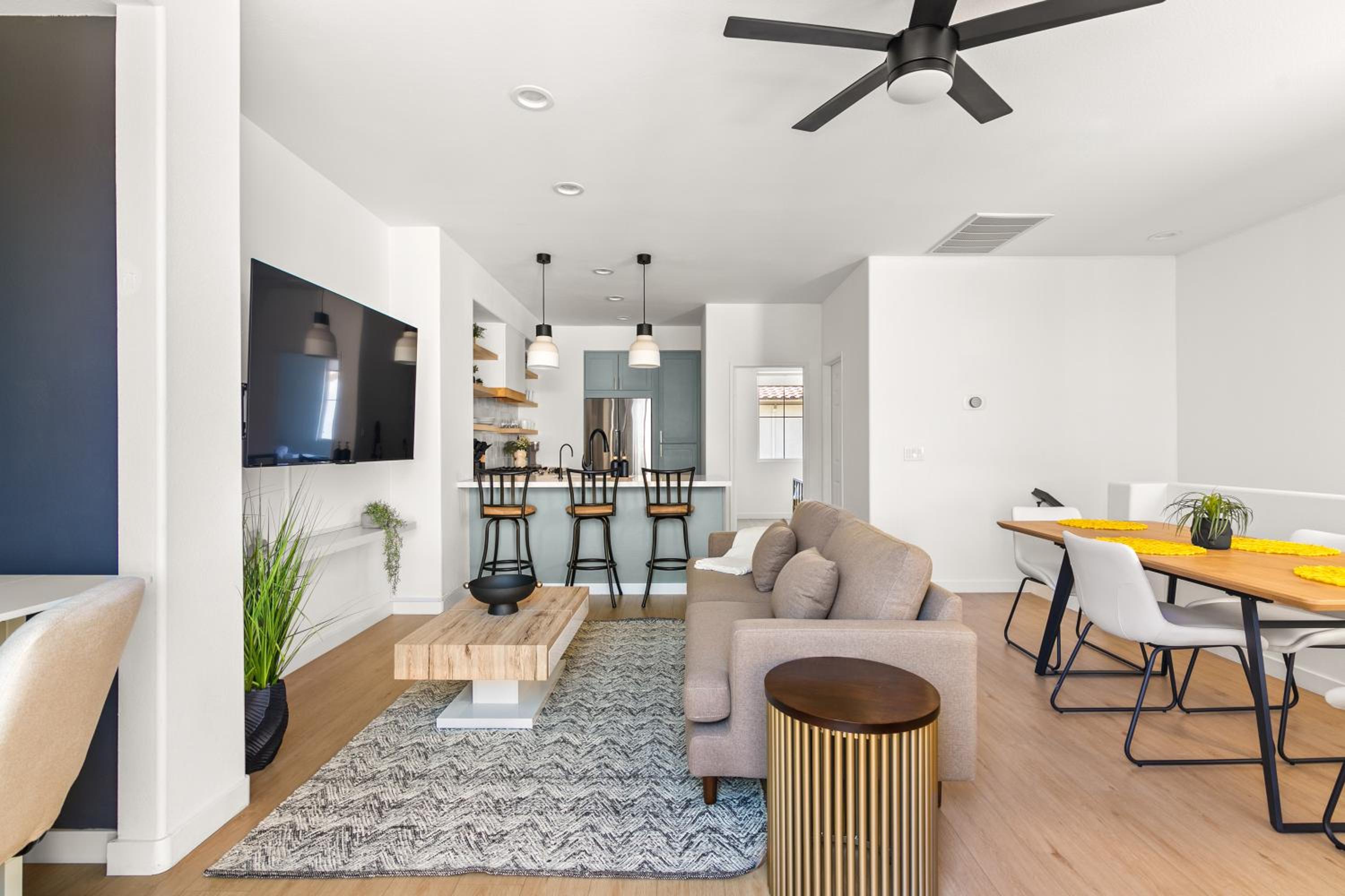 Two-Bedroom Townhouse photo 1