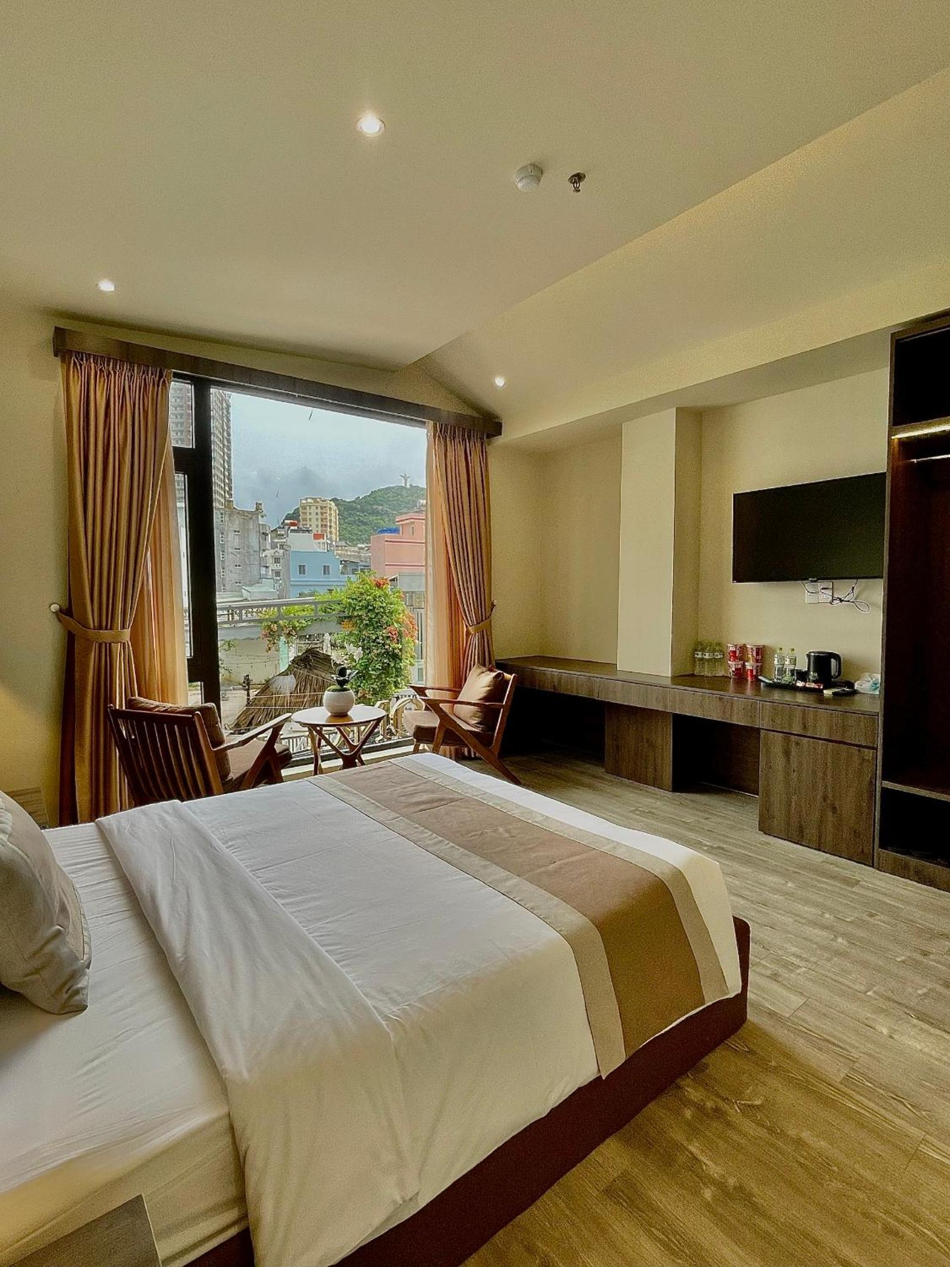 Standard Double Room photo 3