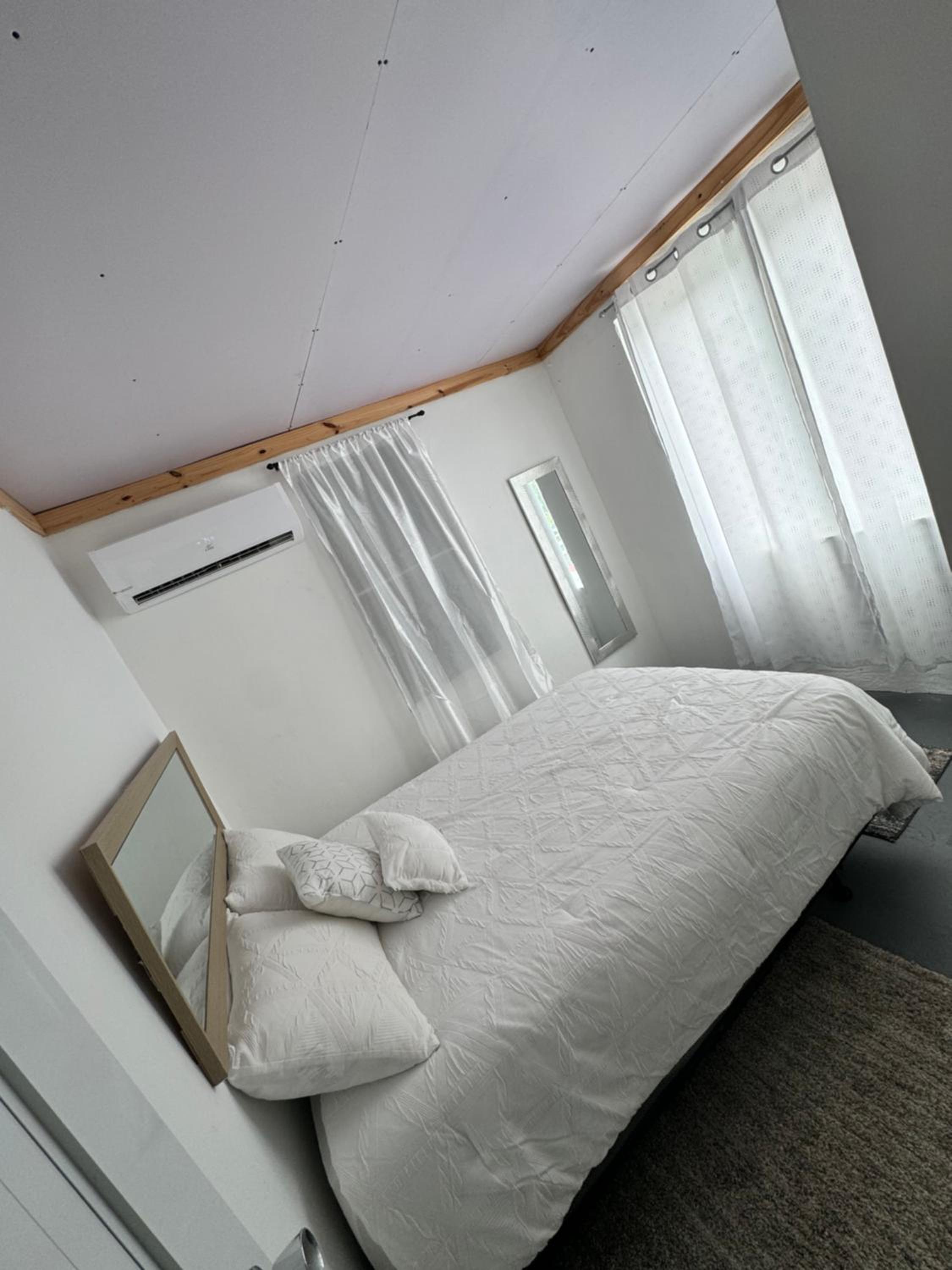 Two-Bedroom House photo 3