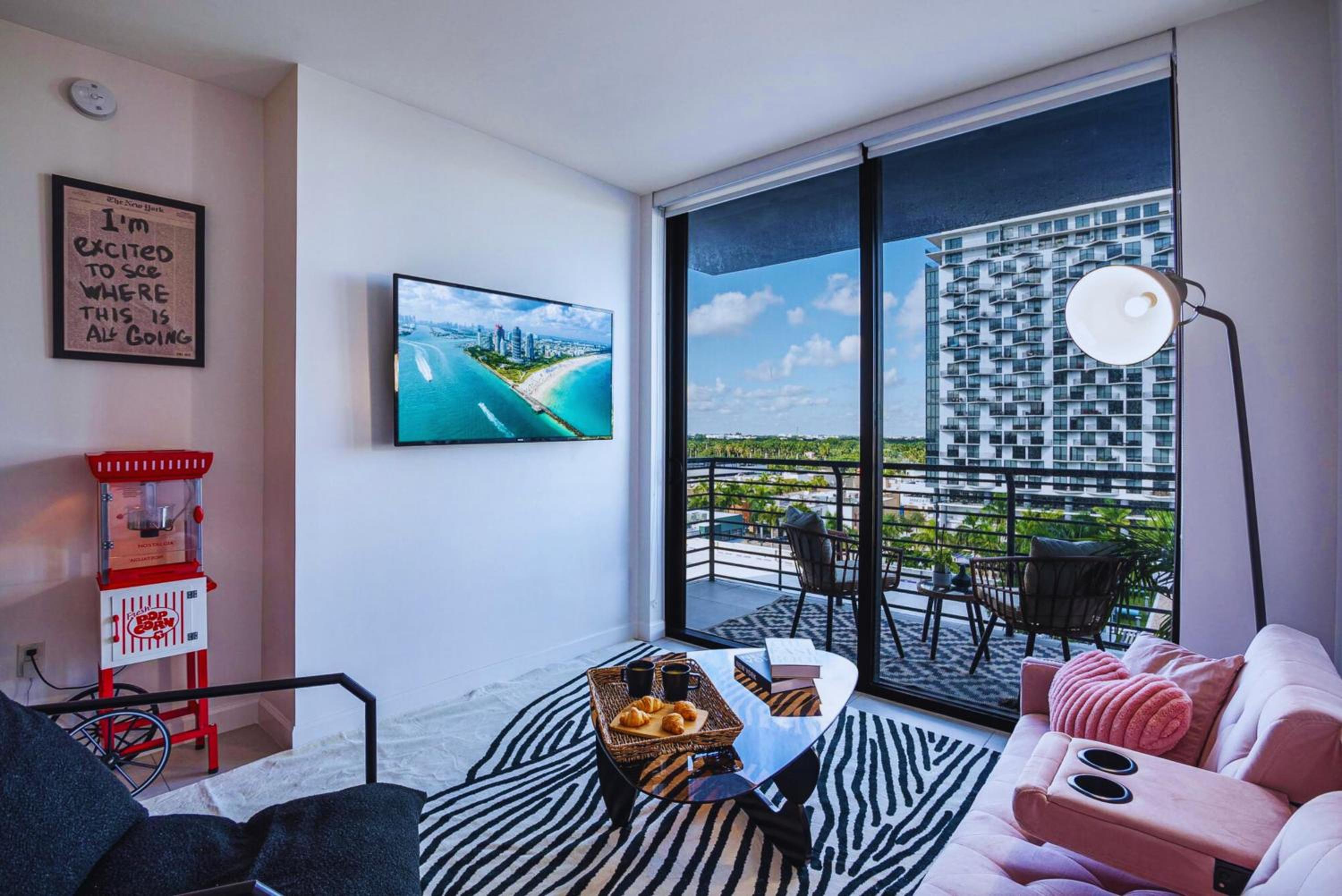 Apartment With Pool View  photo 1