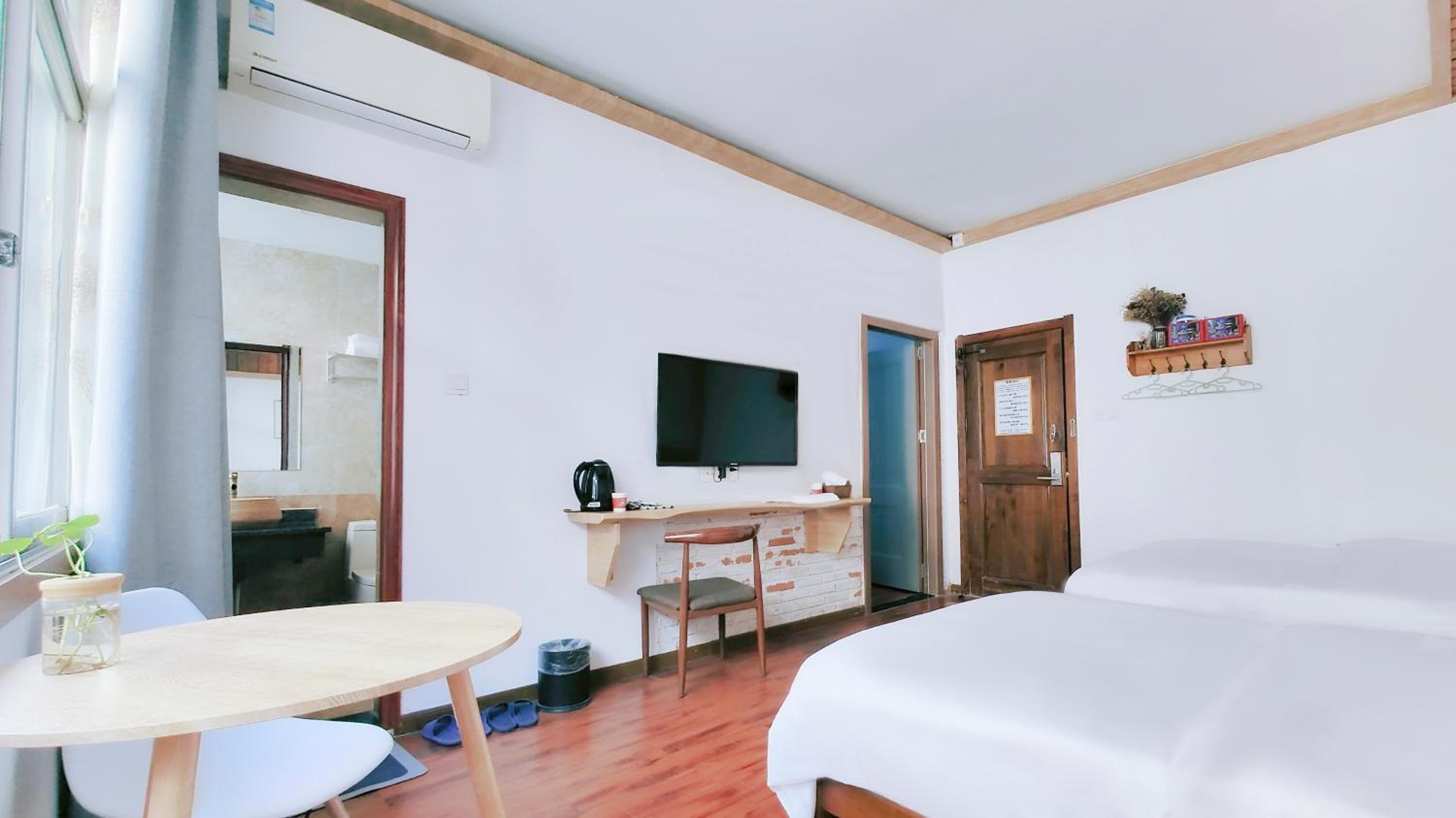 Two-Bedroom Suite