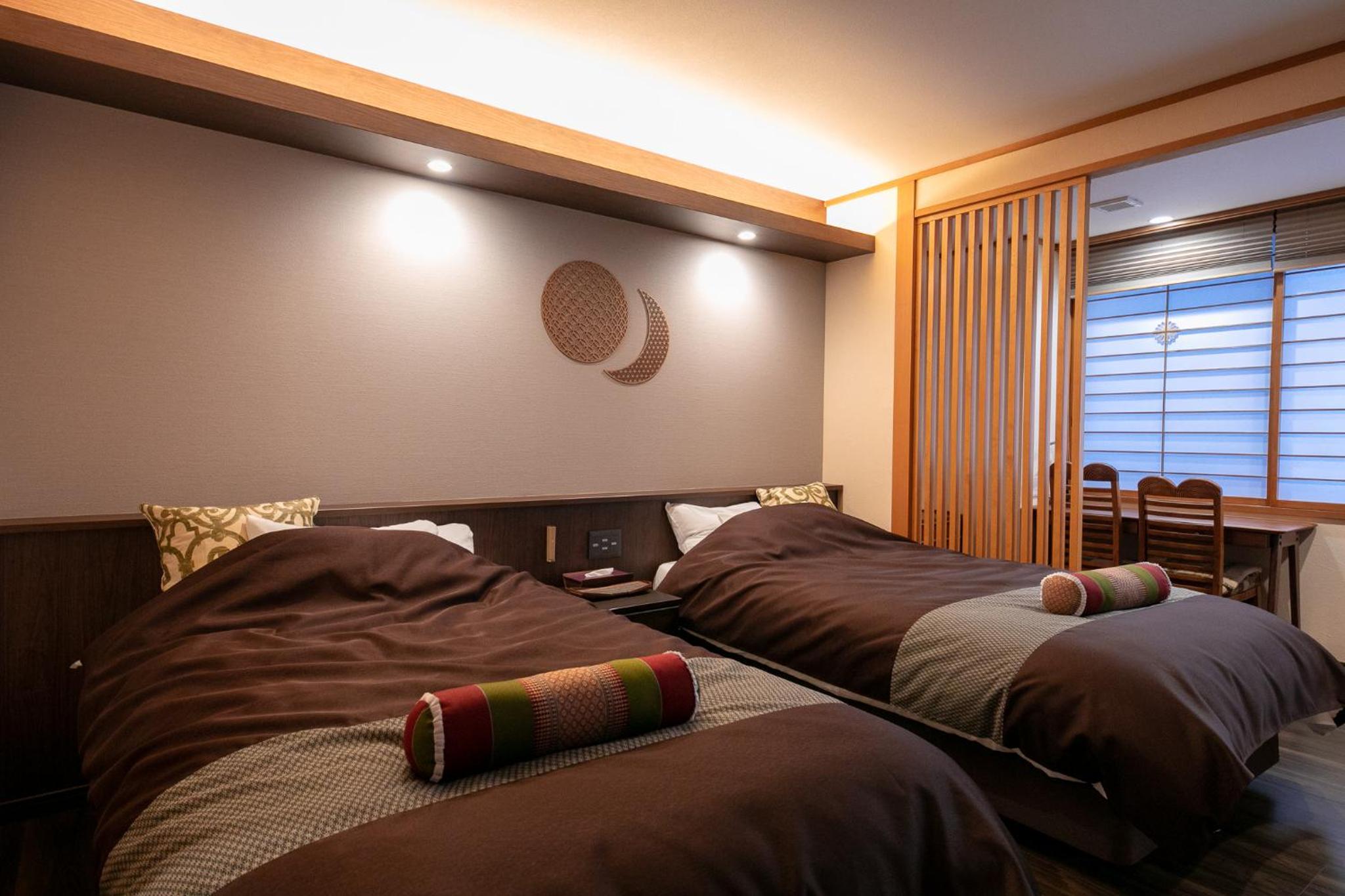 Suite with Hot Tub