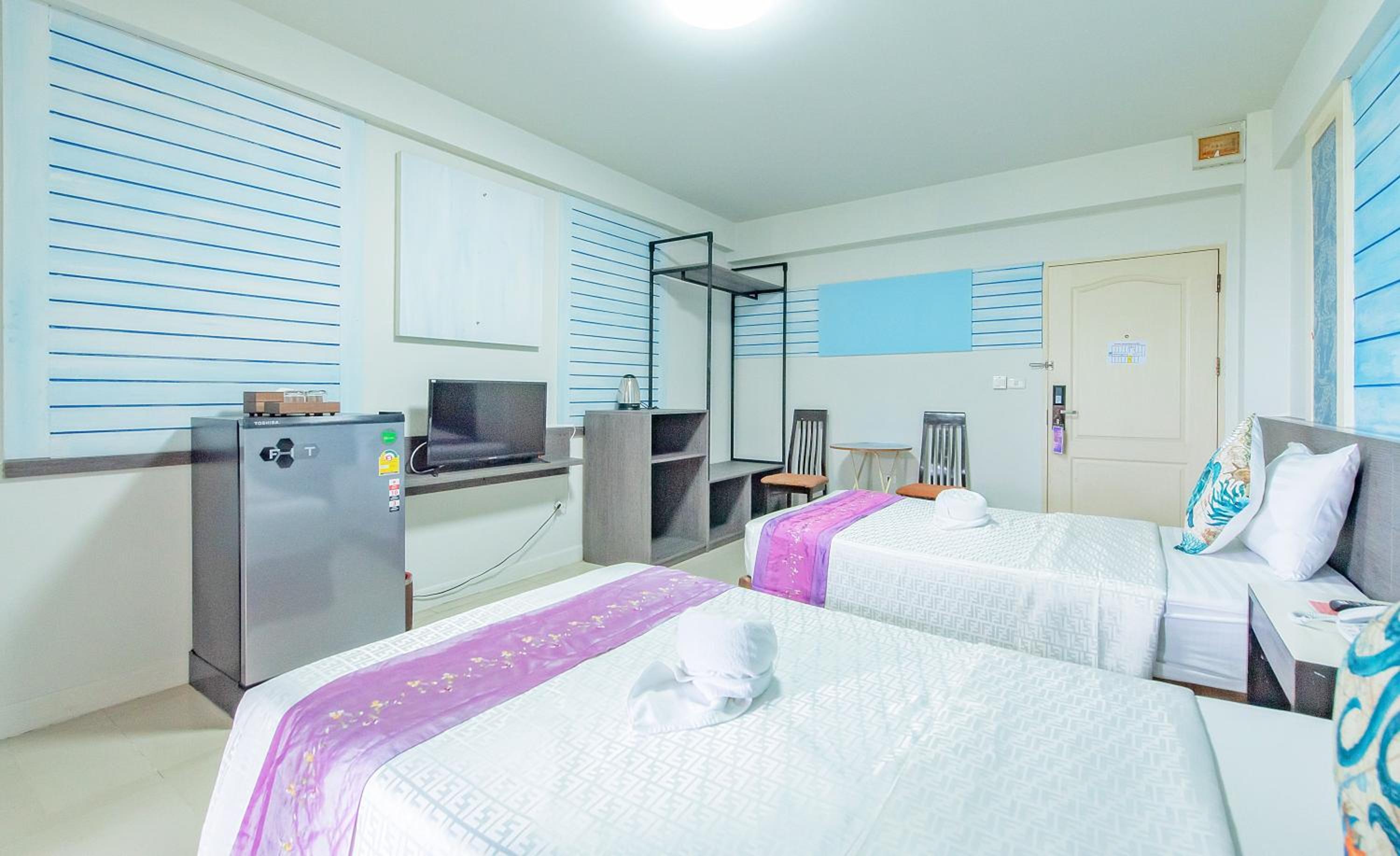 Standard Twin Room photo 3