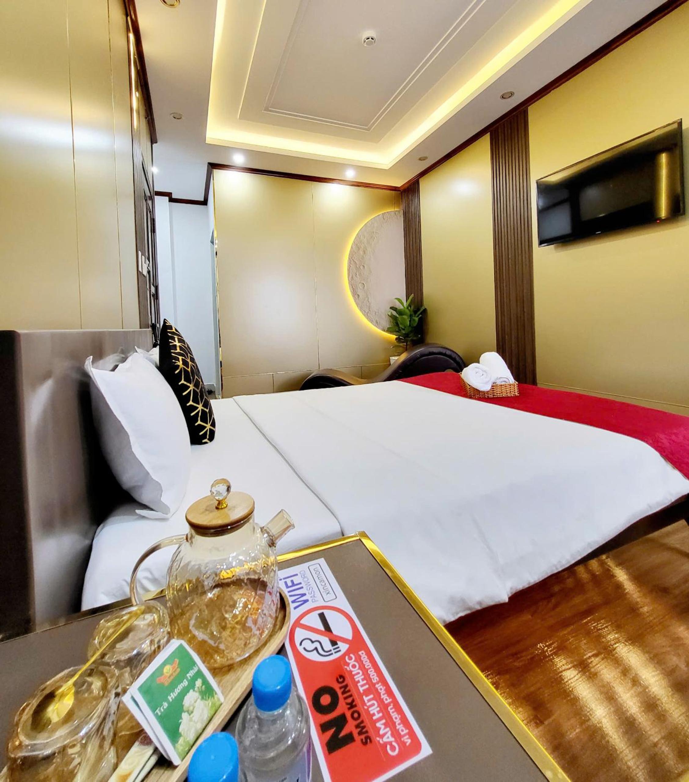 Deluxe Double Room With Bath photo 3