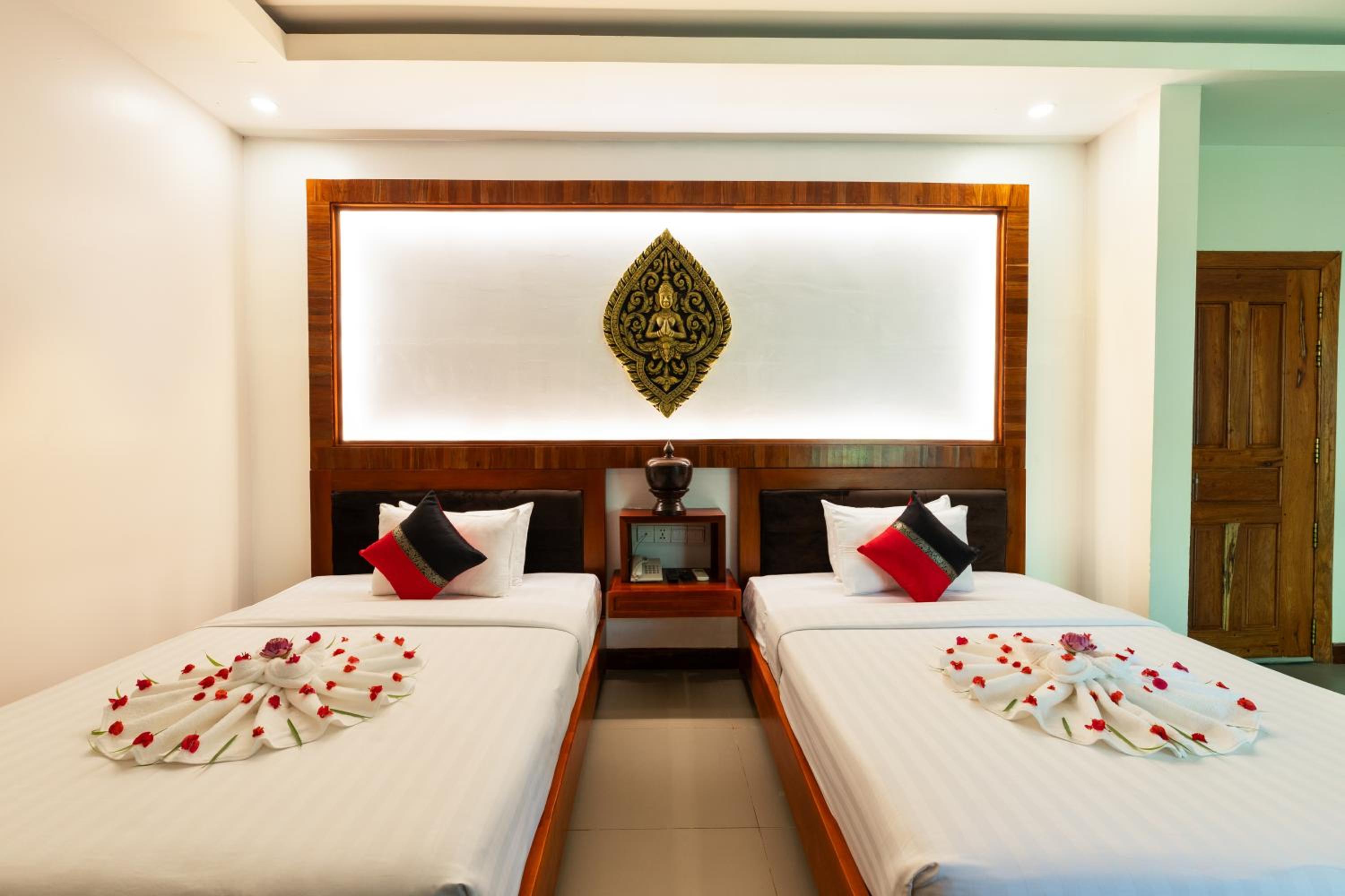 Deluxe Twin Room  - Photo 4