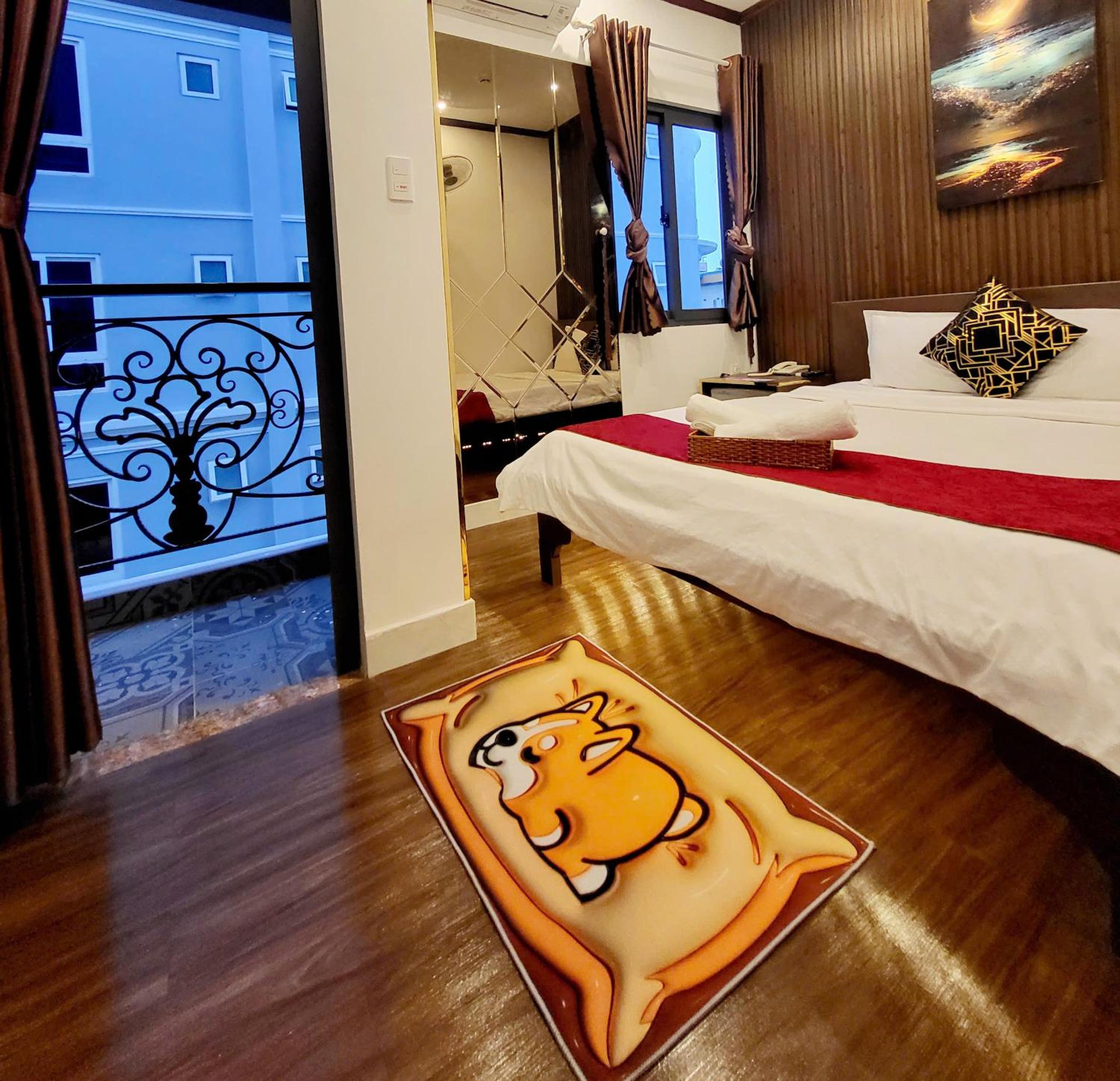 King Room with Balcony photo 3