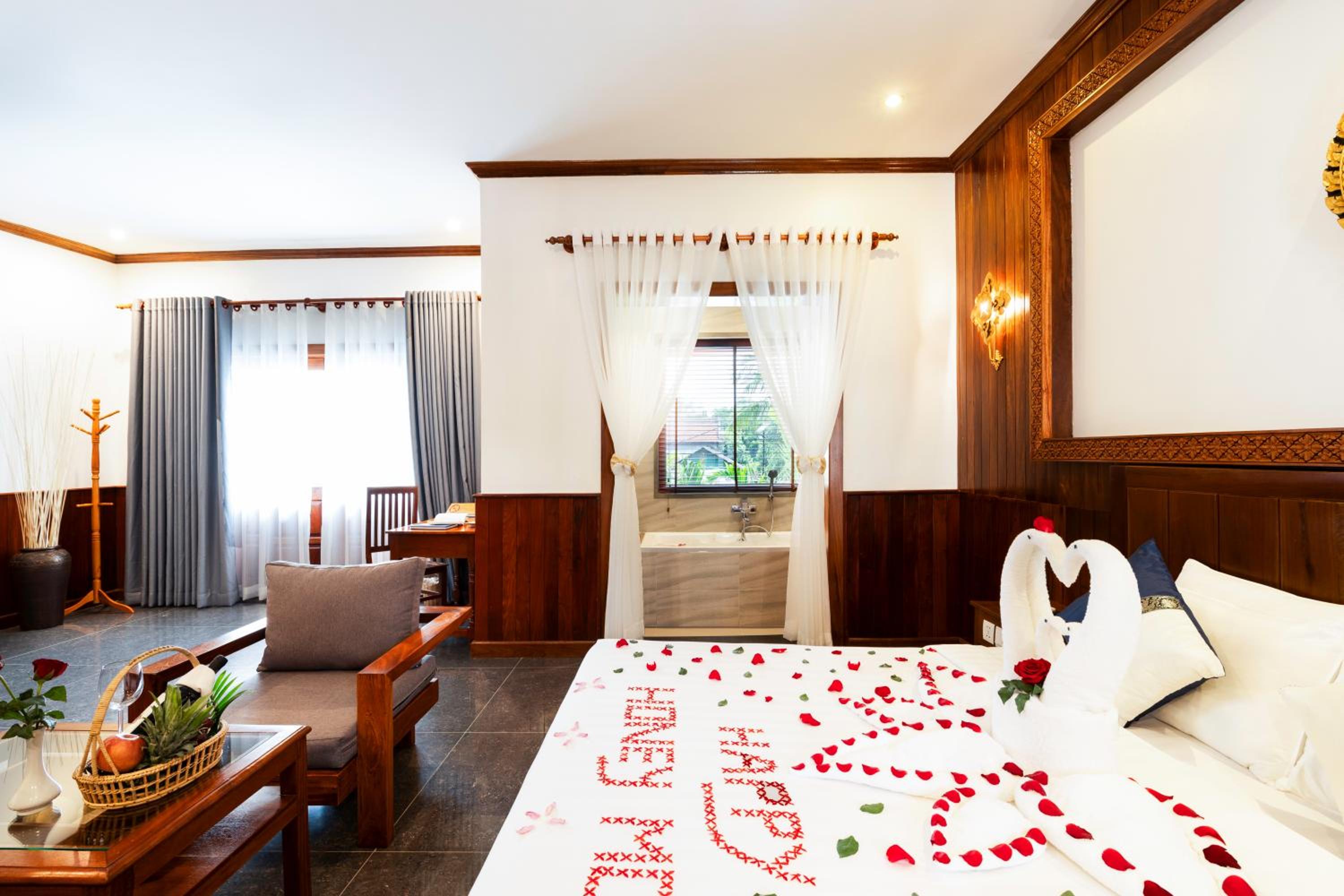 Landmark Room - Photo 4