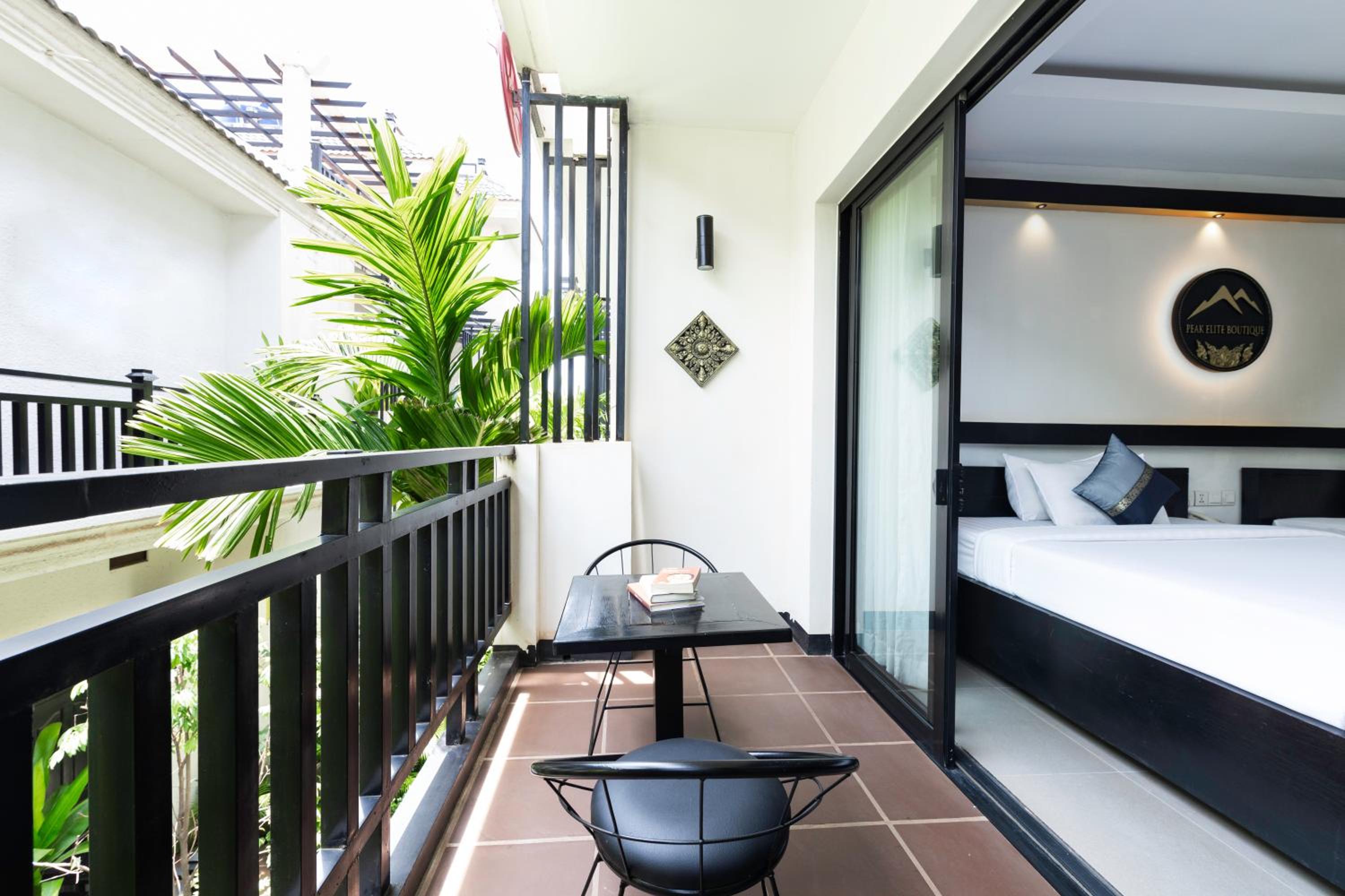 Suite Double or Twin  - Photo 20