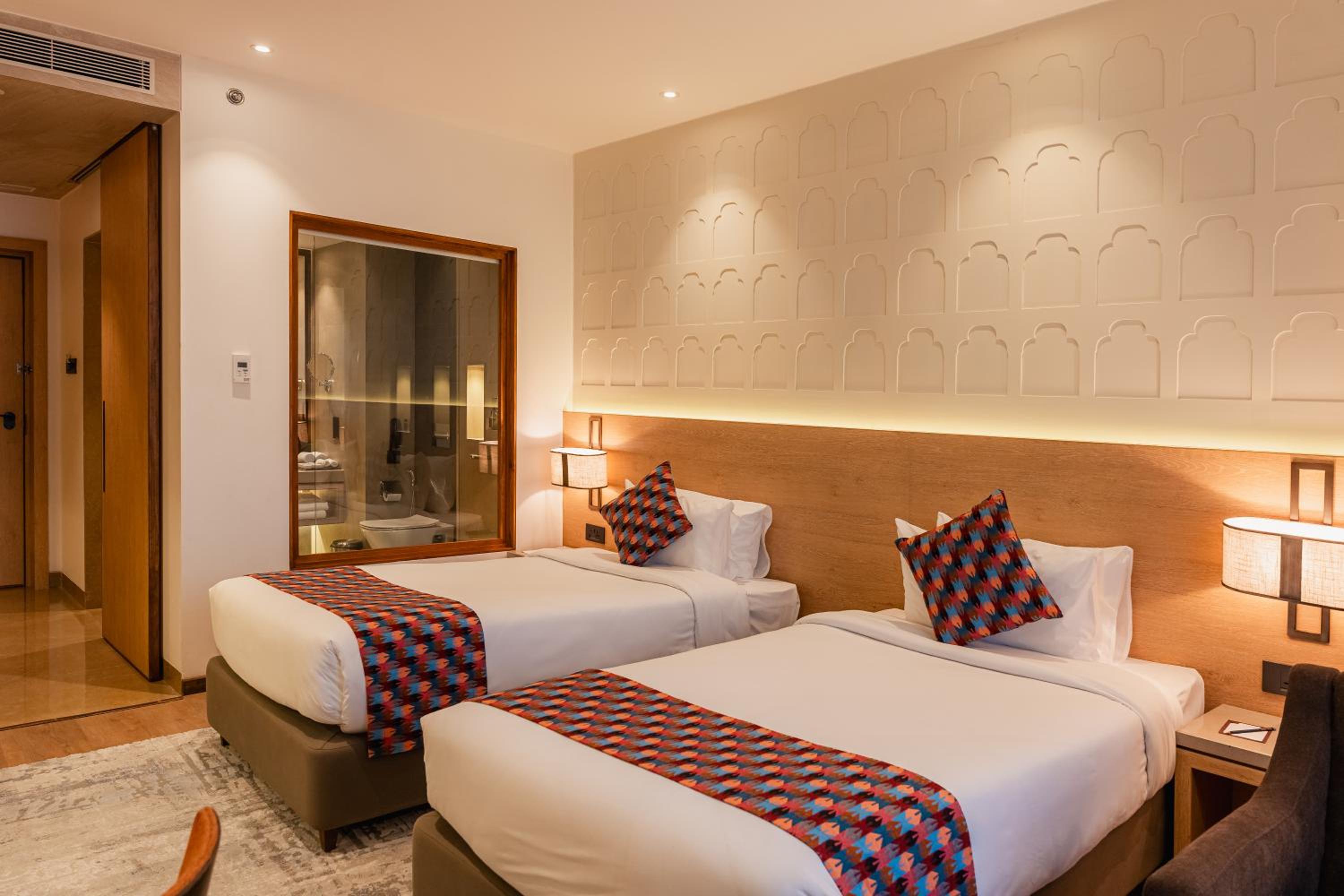 Deluxe Twin Room photo 2