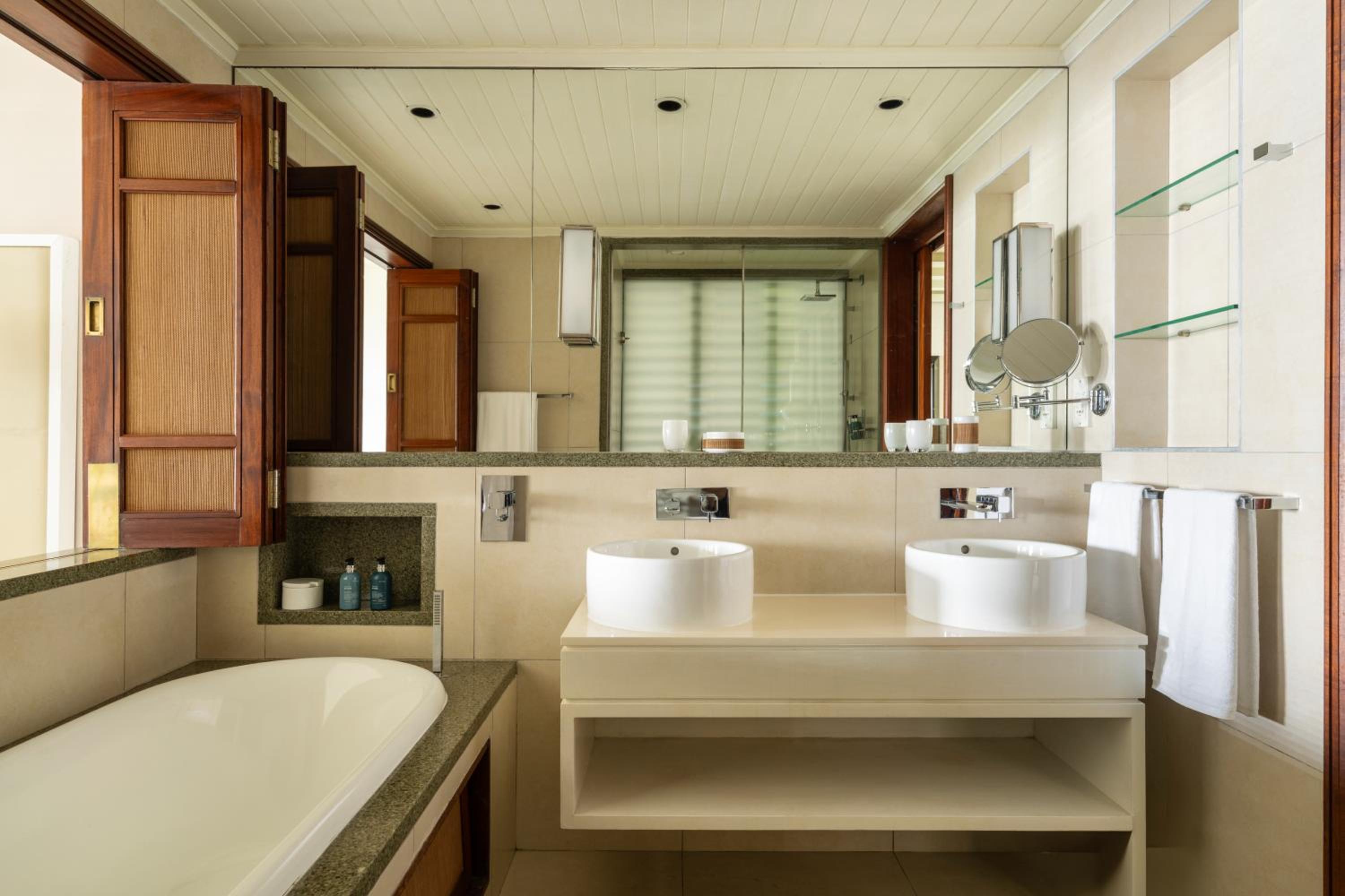 Junior Suite - Photo 7