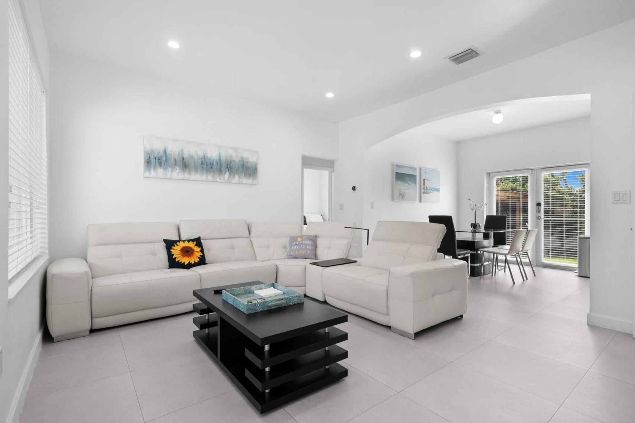 Three-Bedroom House photo 1
