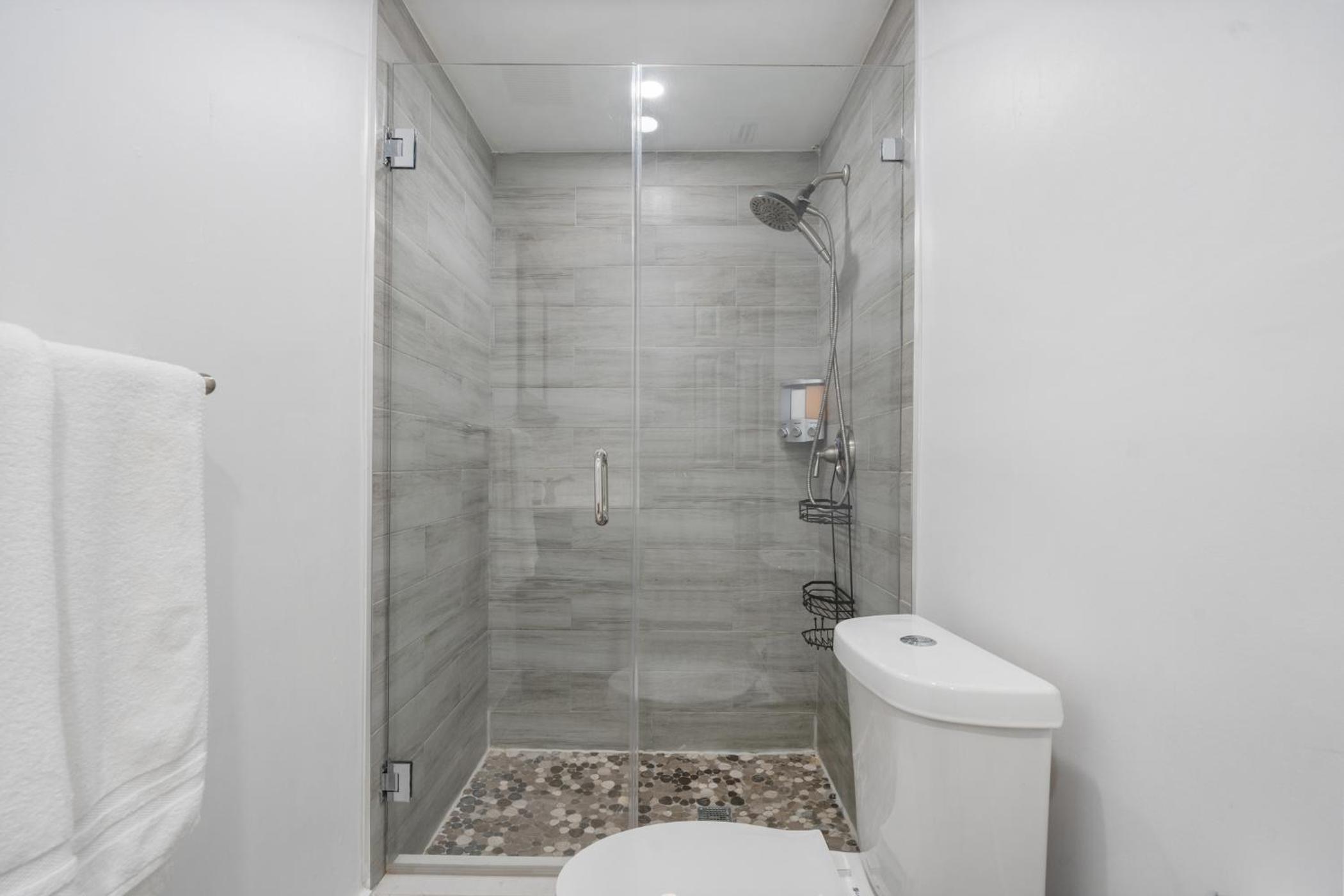 Three-Bedroom House photo 2