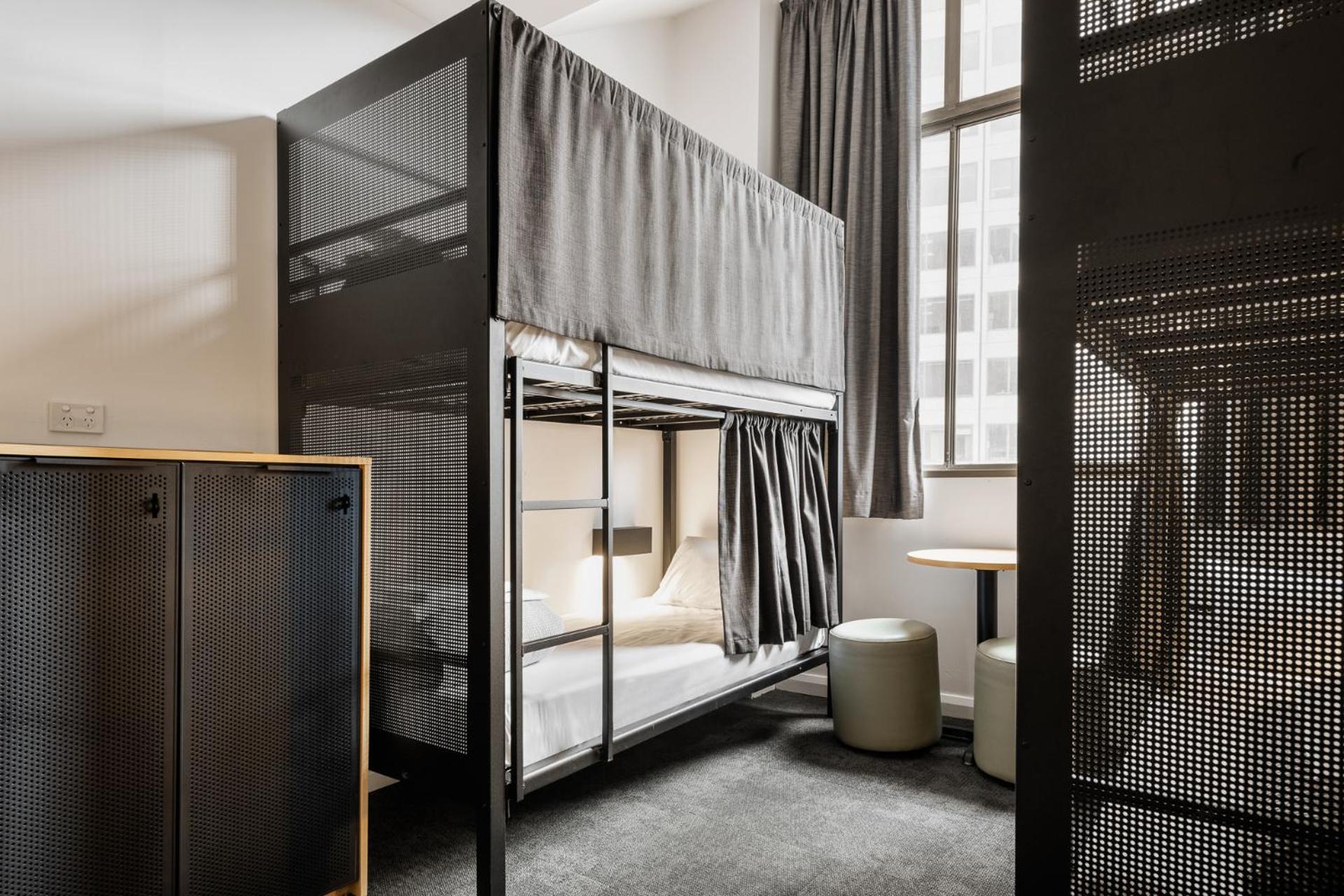 Bed in 5-Bed Mixed Dormitory Room with Shared Bathroom