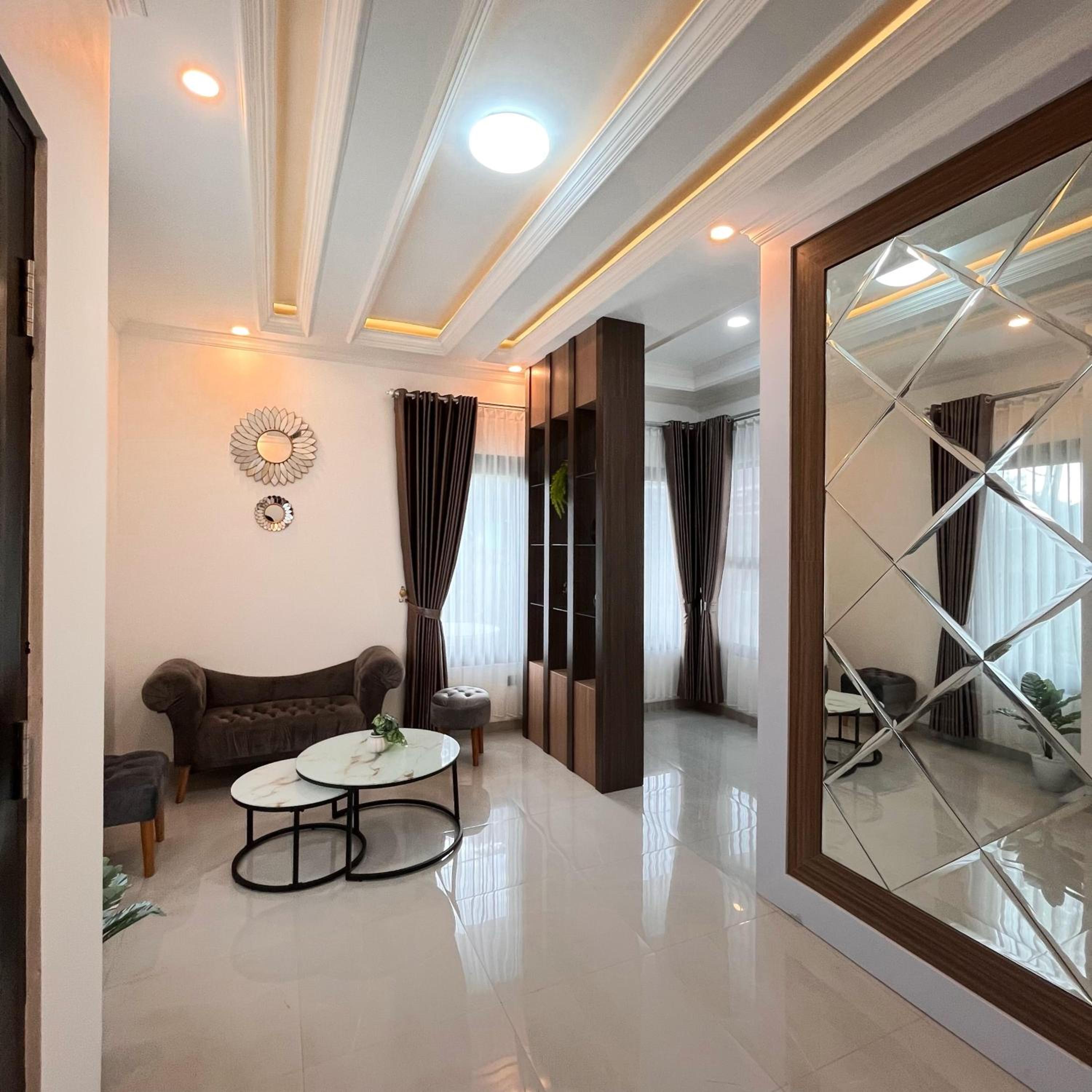Three-Bedroom House photo 1