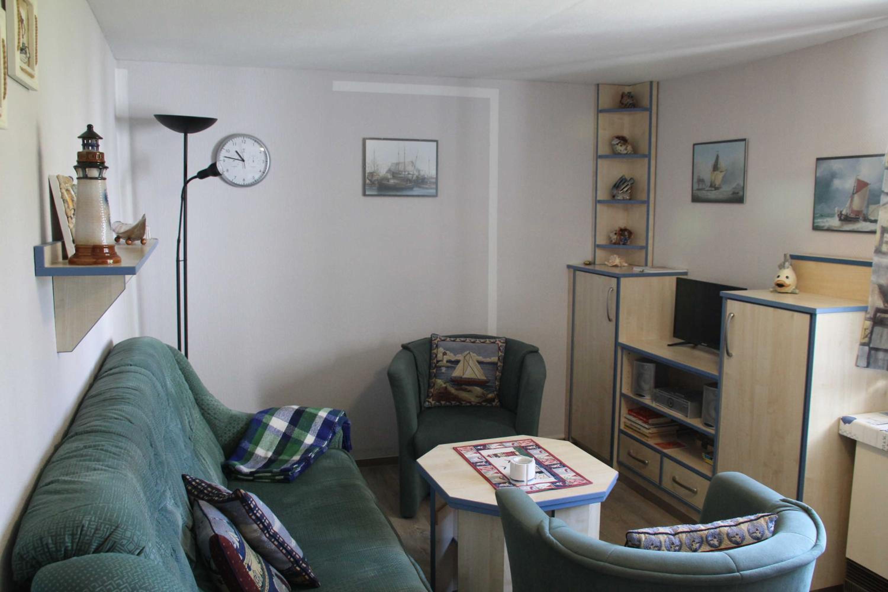Two-Bedroom Apartment with Shower  photo 1
