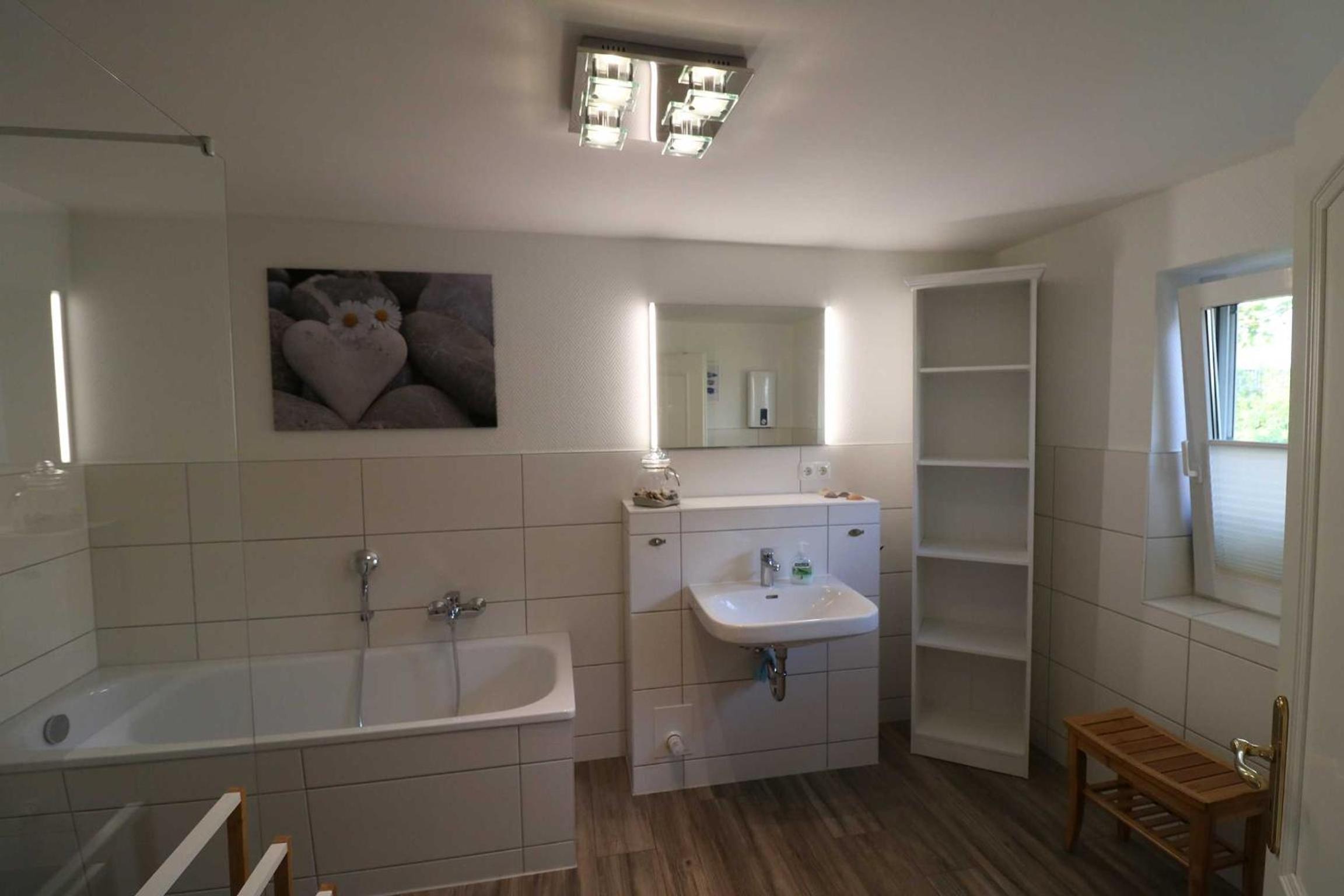 One-Bedroom Apartment with Terrace photo 3