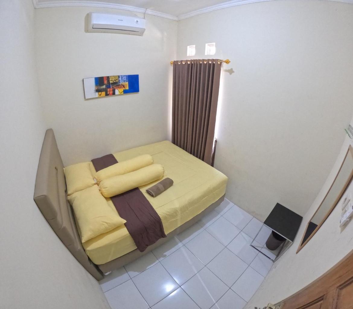 Two-Bedroom House photo 2