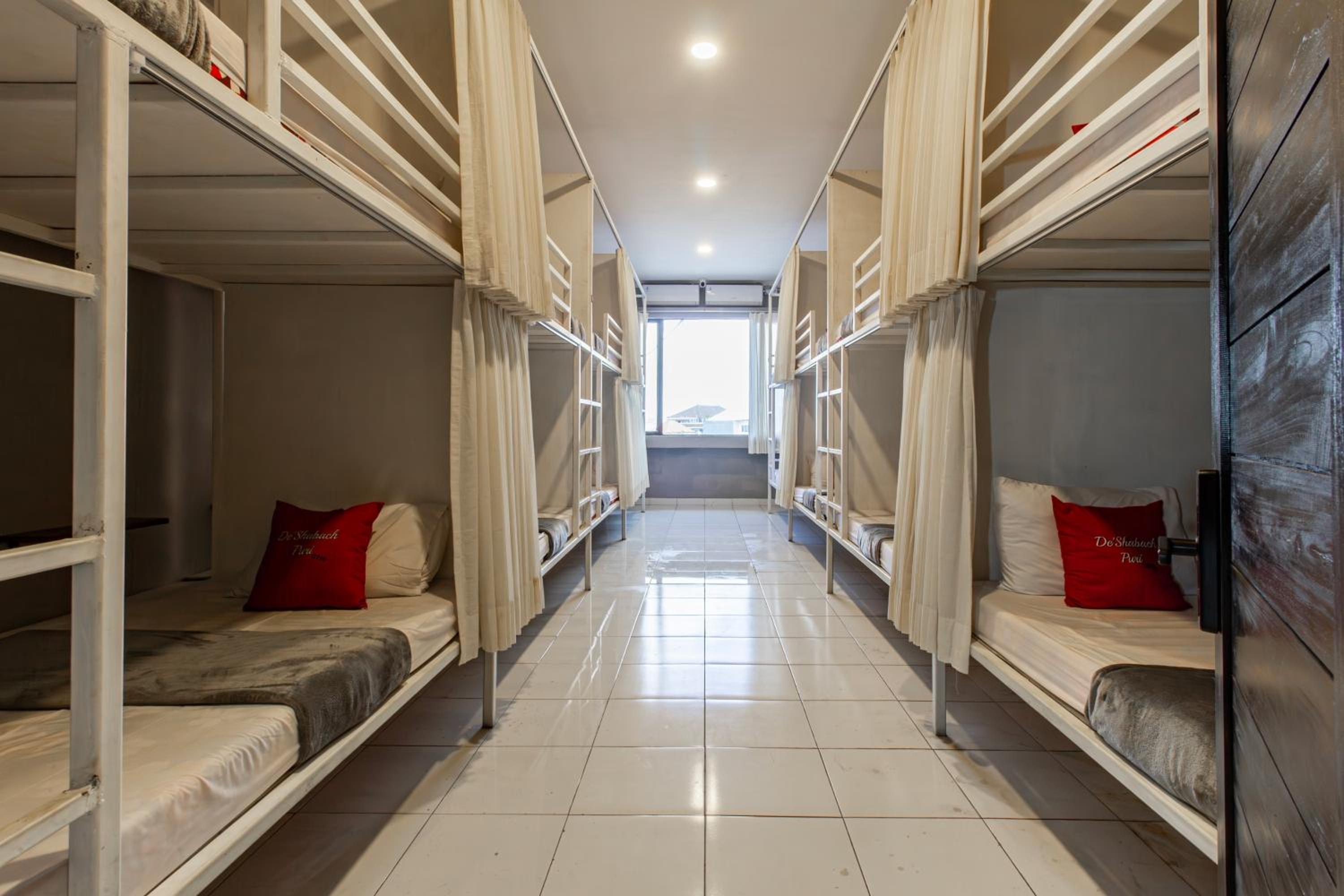 Single Bed In Mixed Dormitory Room