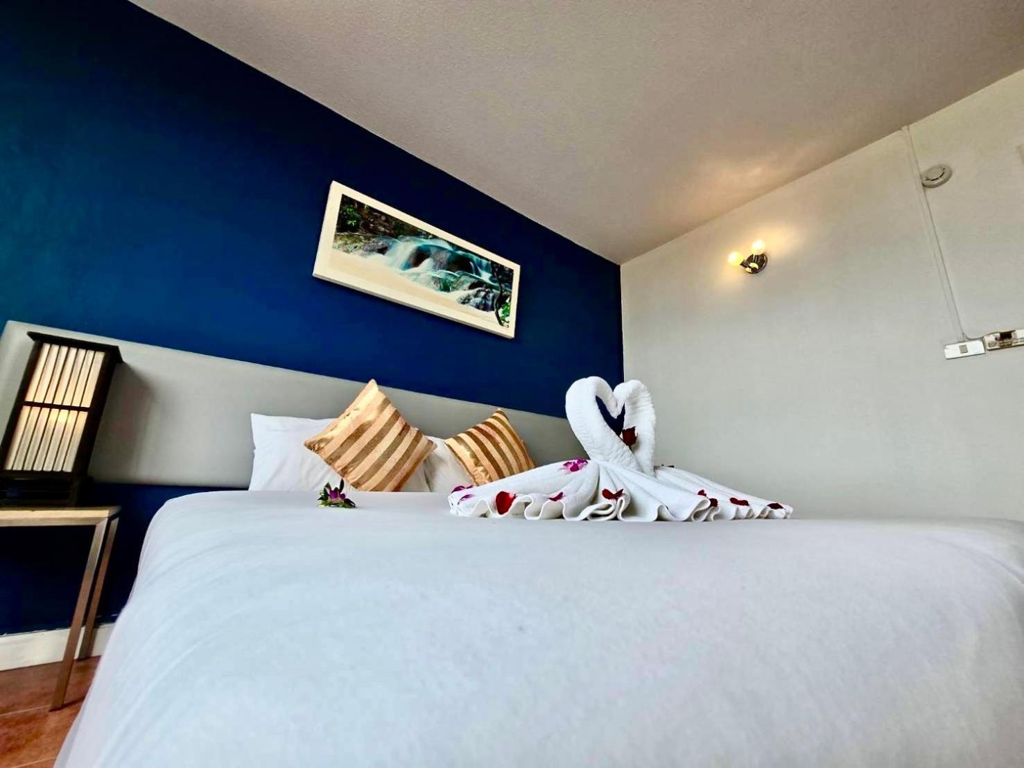 Standard Double or Twin Room with City View
