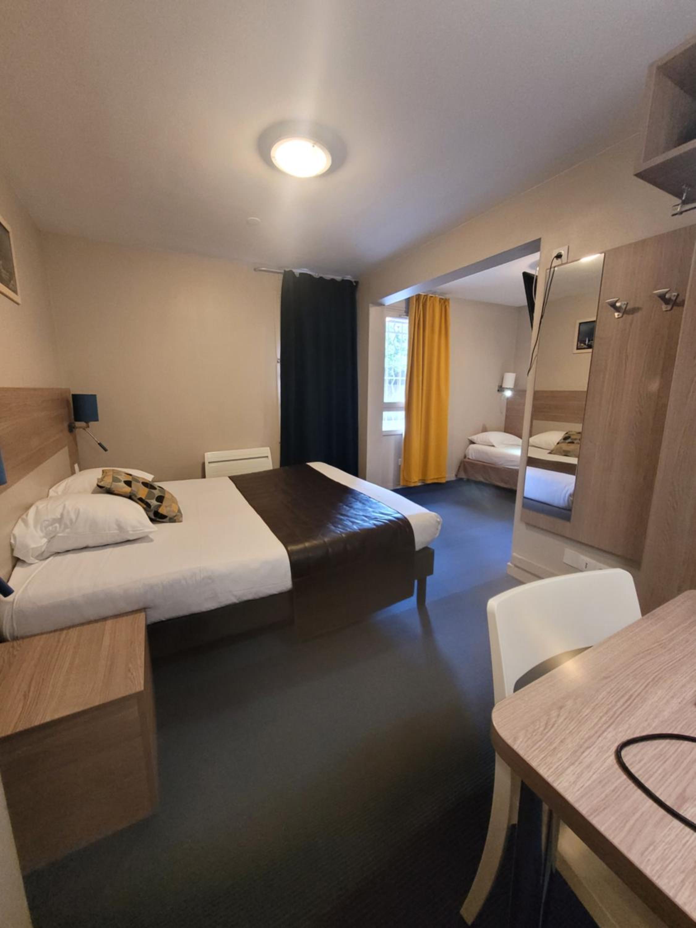 Triple Room - Photo 1