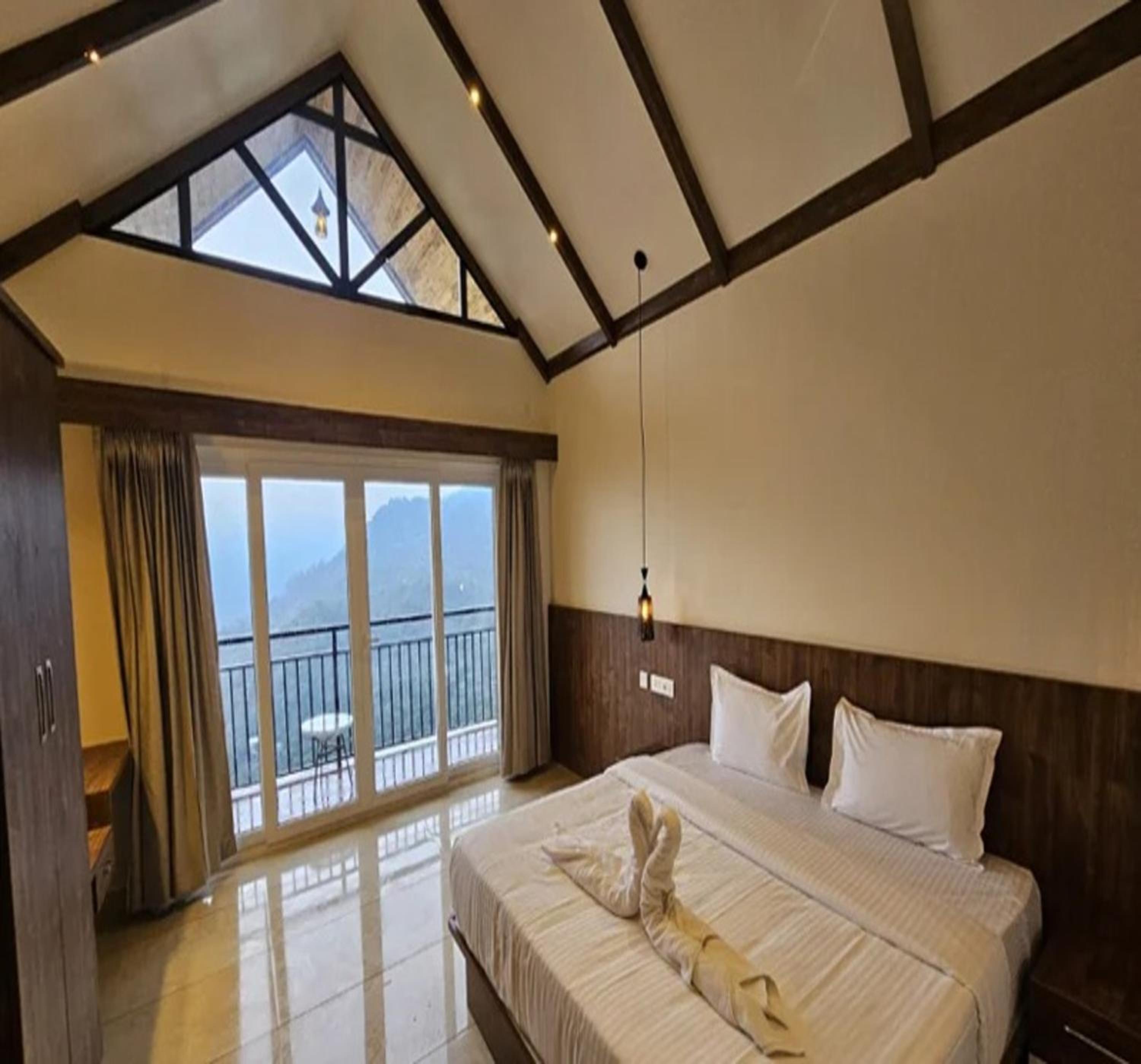 Valley View Room photo 2