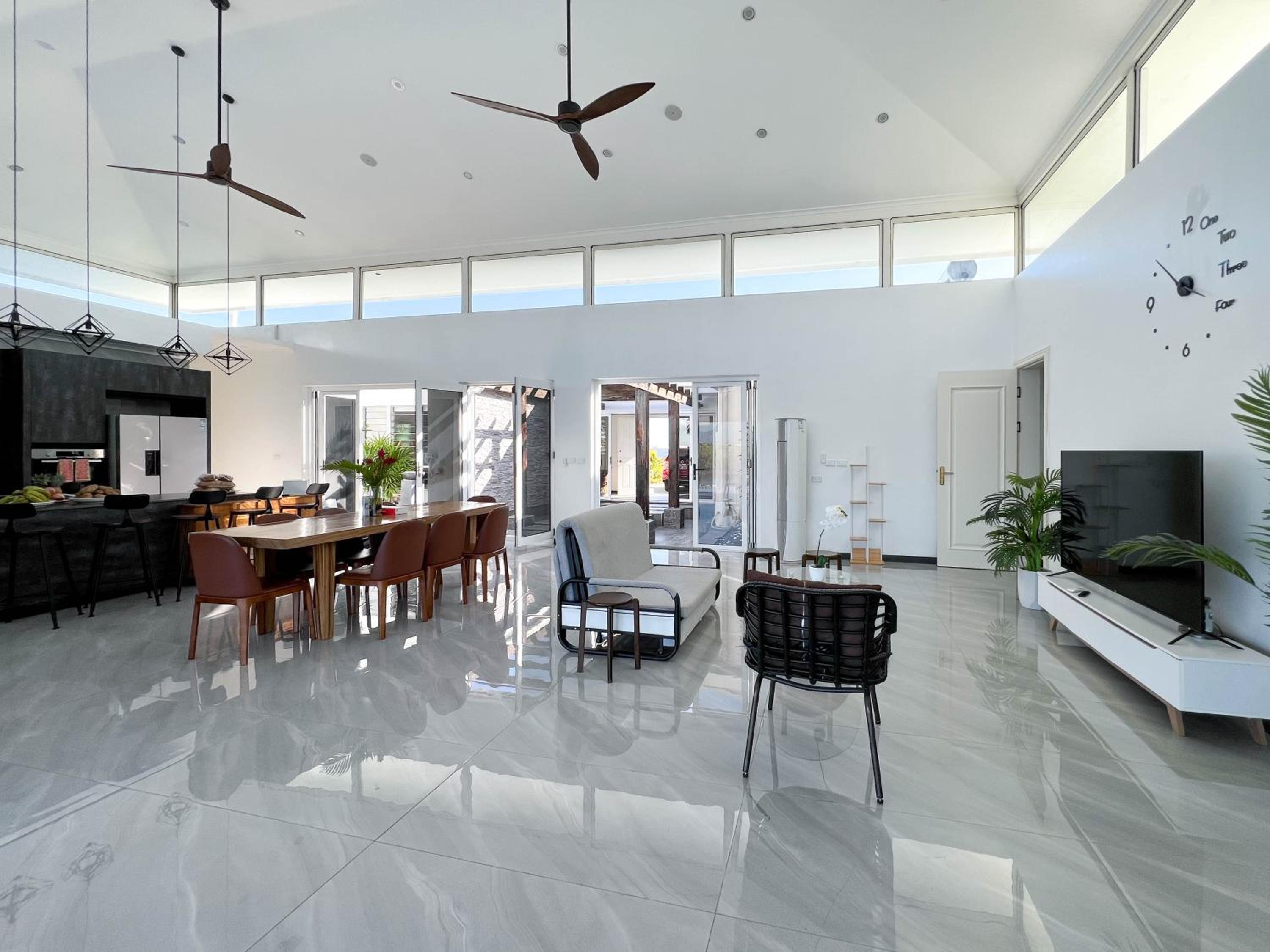 Six Bedroom Riverfront Villa 85/6 photo 3