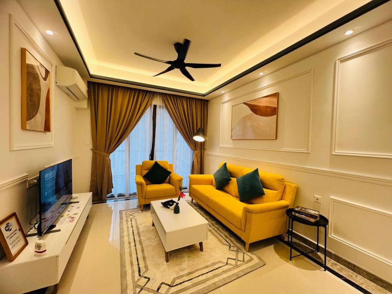 Two-Bedroom Apartment with Sea View