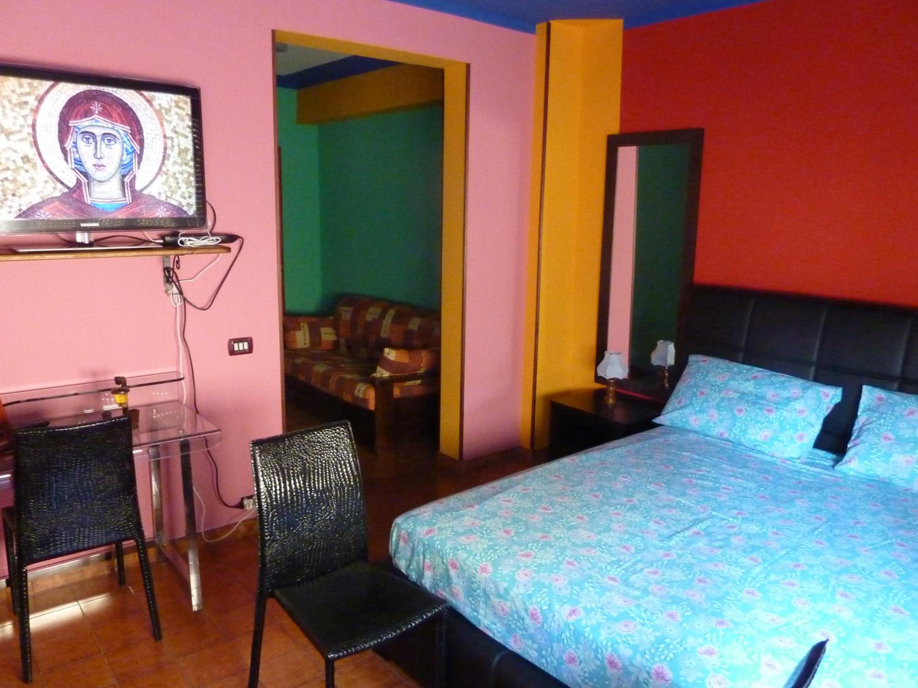 Deluxe Double Room with Kitchenette photo 1
