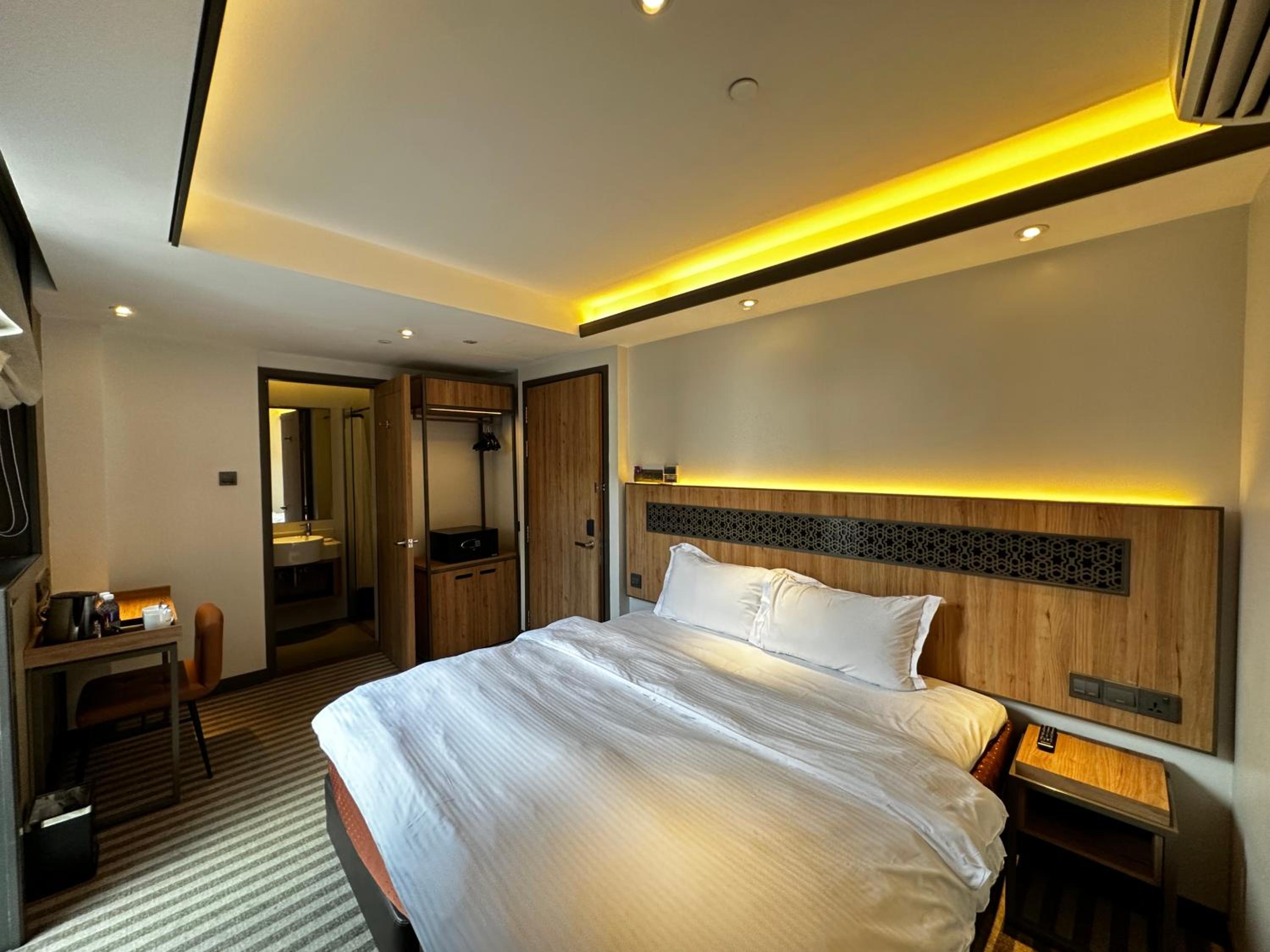 Courtyard Room photo 2