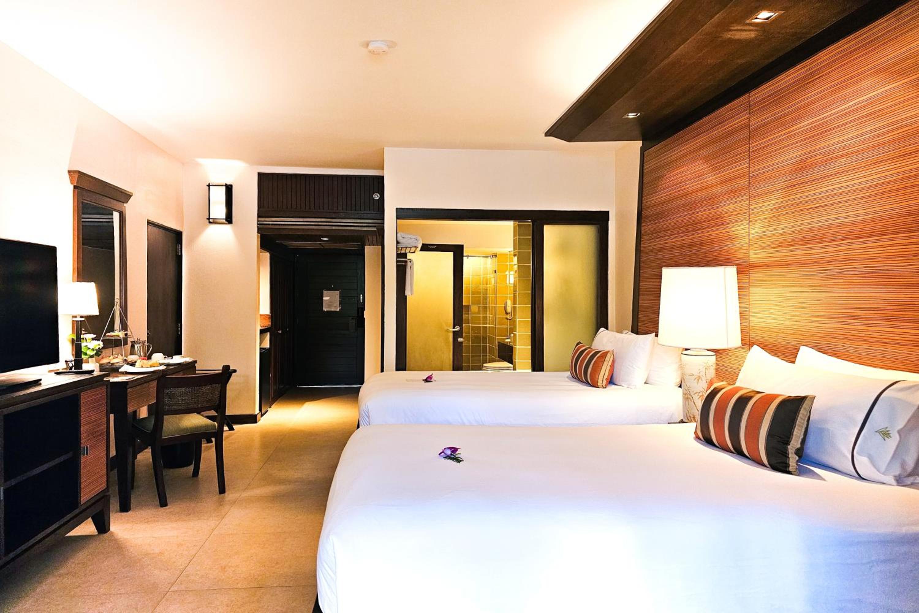 Tropical Deluxe Pool Twin Bed thumbnail 6
