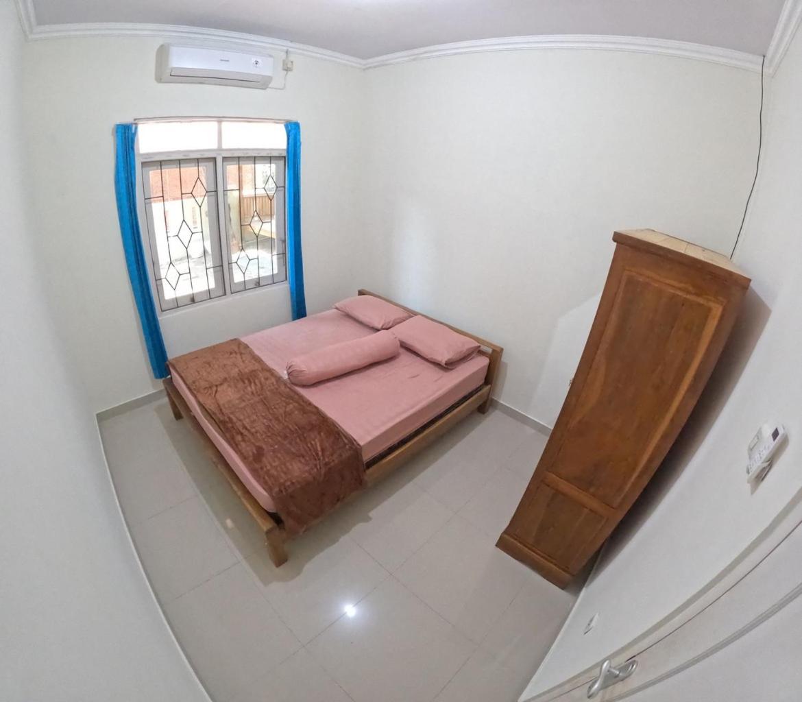 Four-Bedroom House photo 1