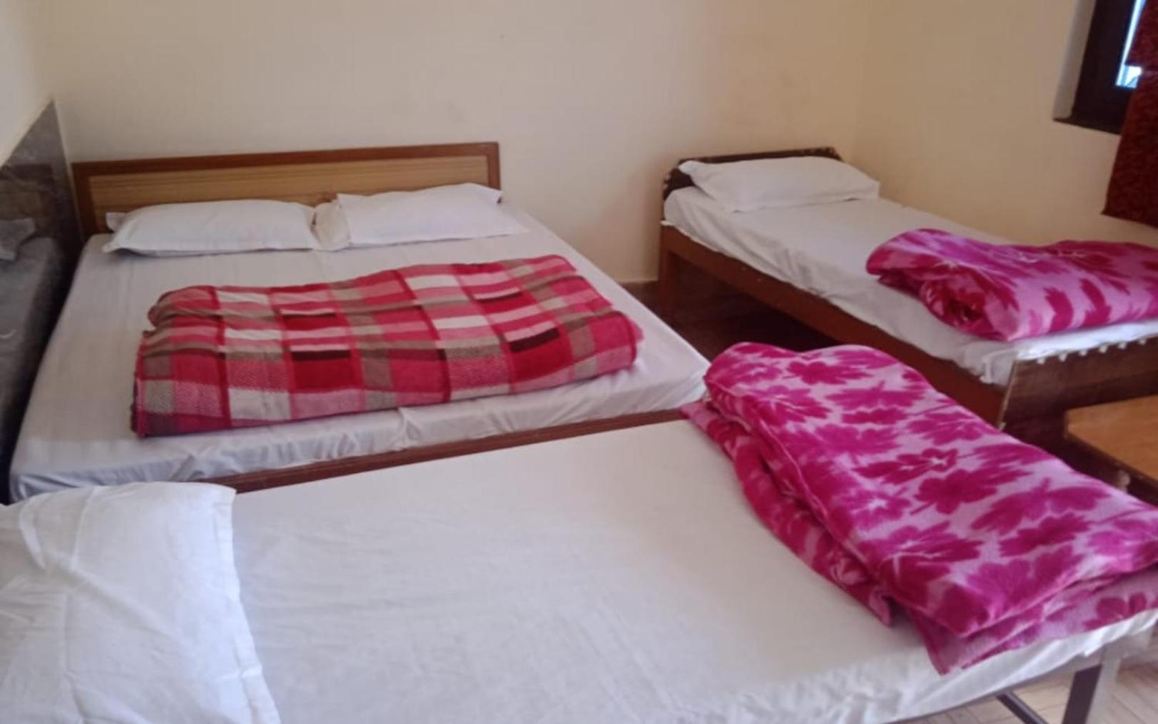Quadruple Room - Photo 2