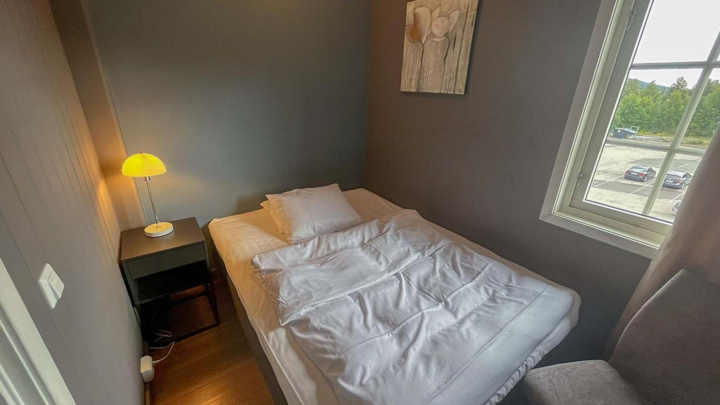 Two-Bedroom Apartment - Photo 3
