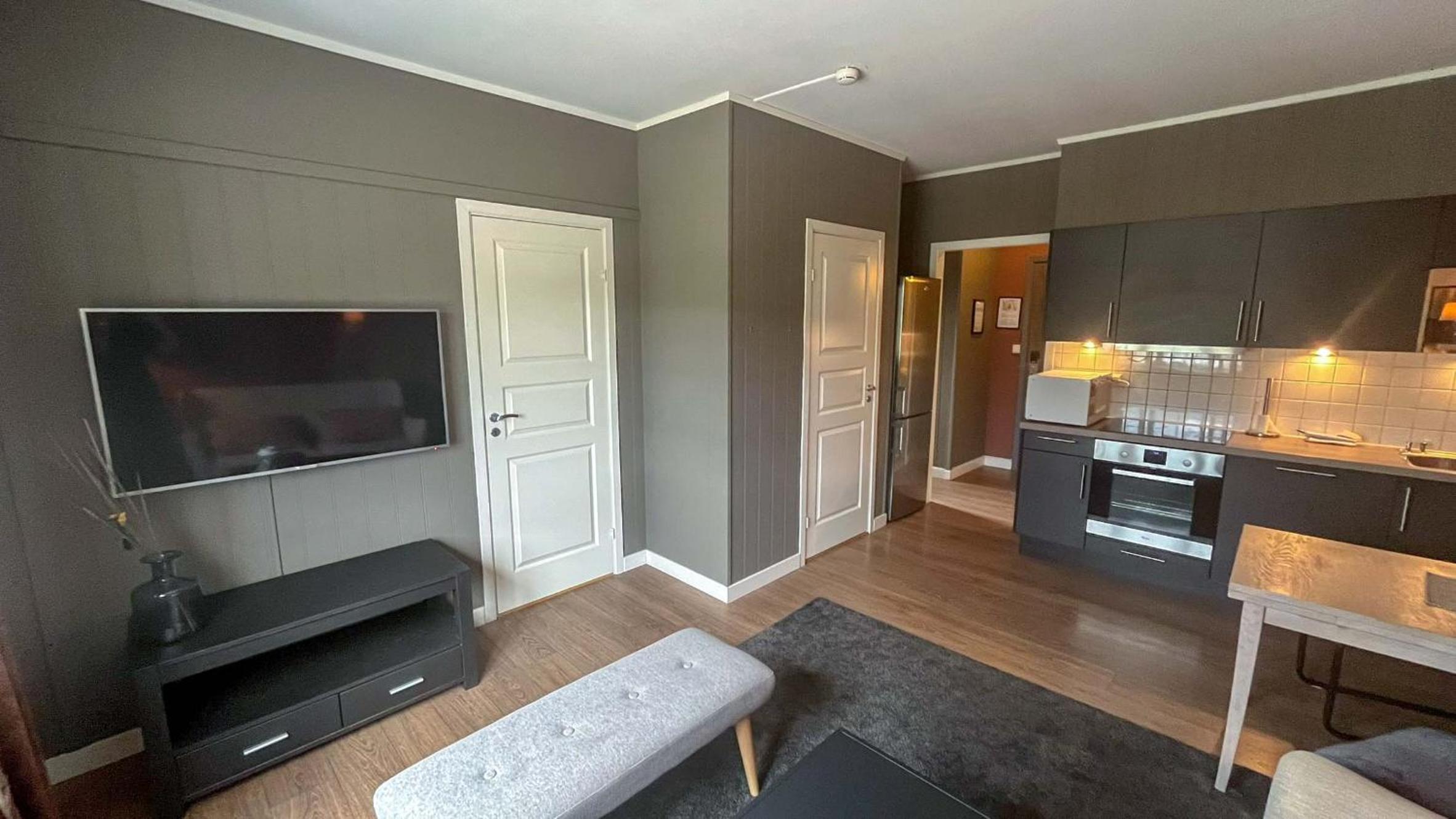 Two-Bedroom Apartment - Photo 8