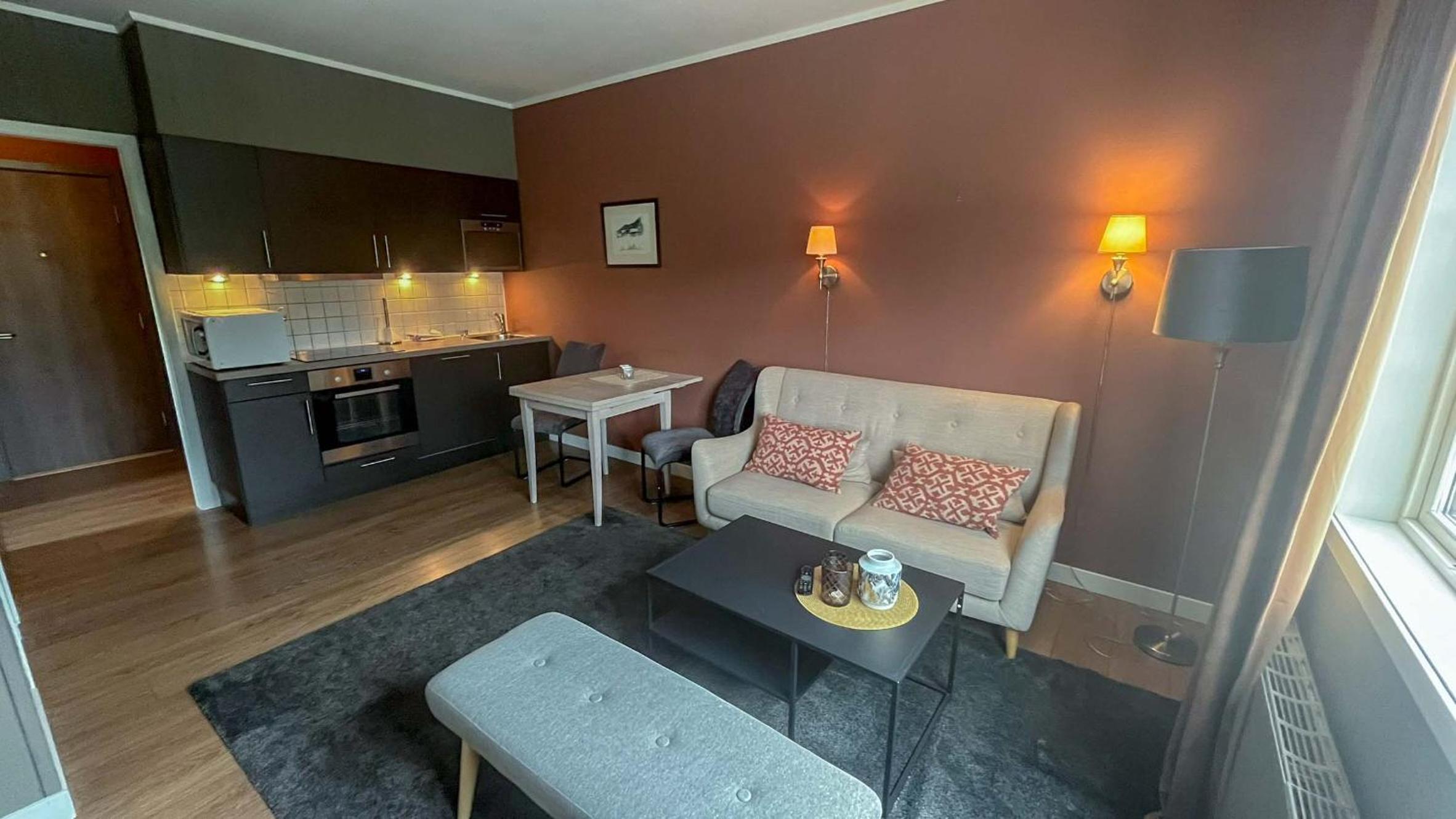 Two-Bedroom Apartment - Photo 7
