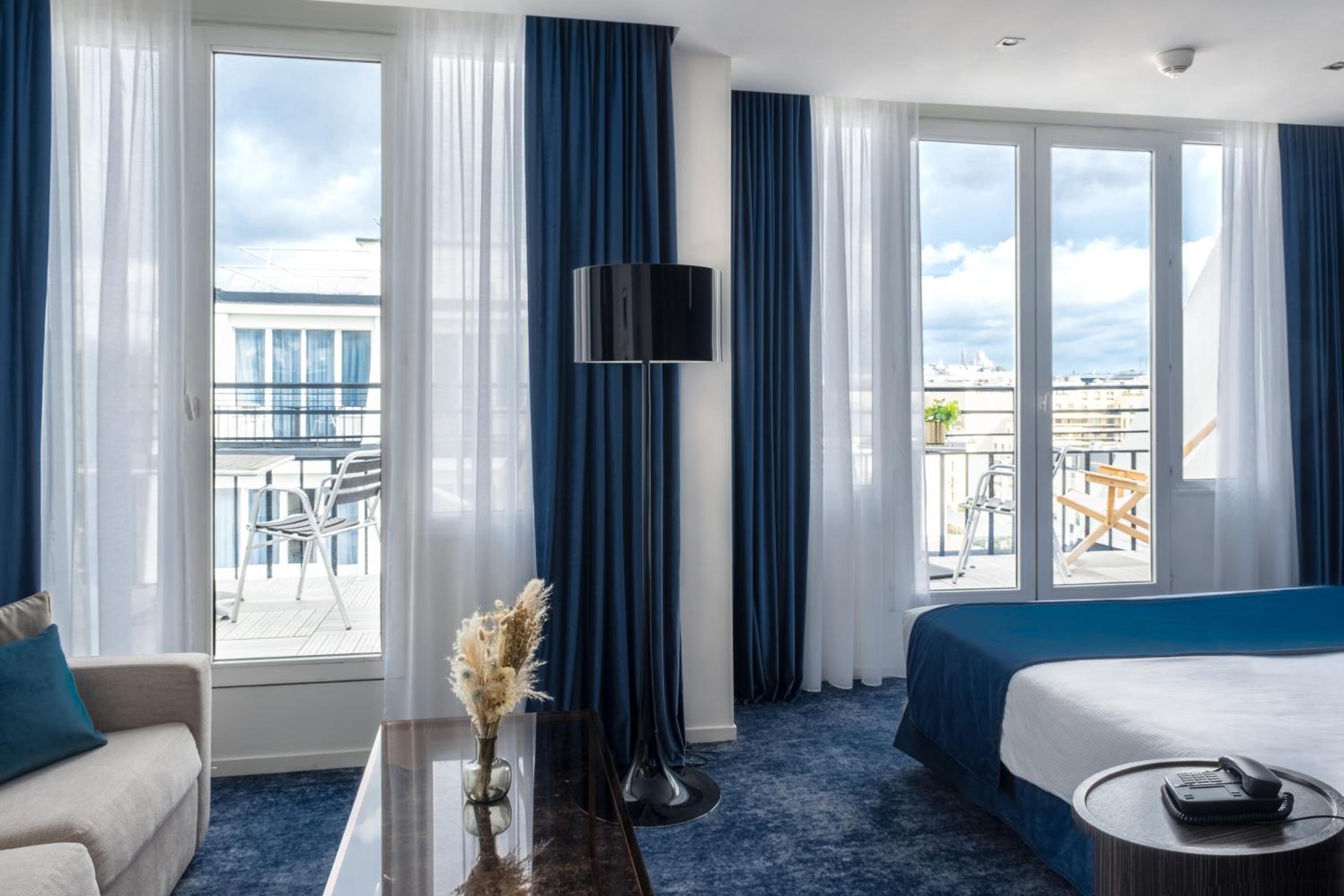 Junior Suite with Terrace