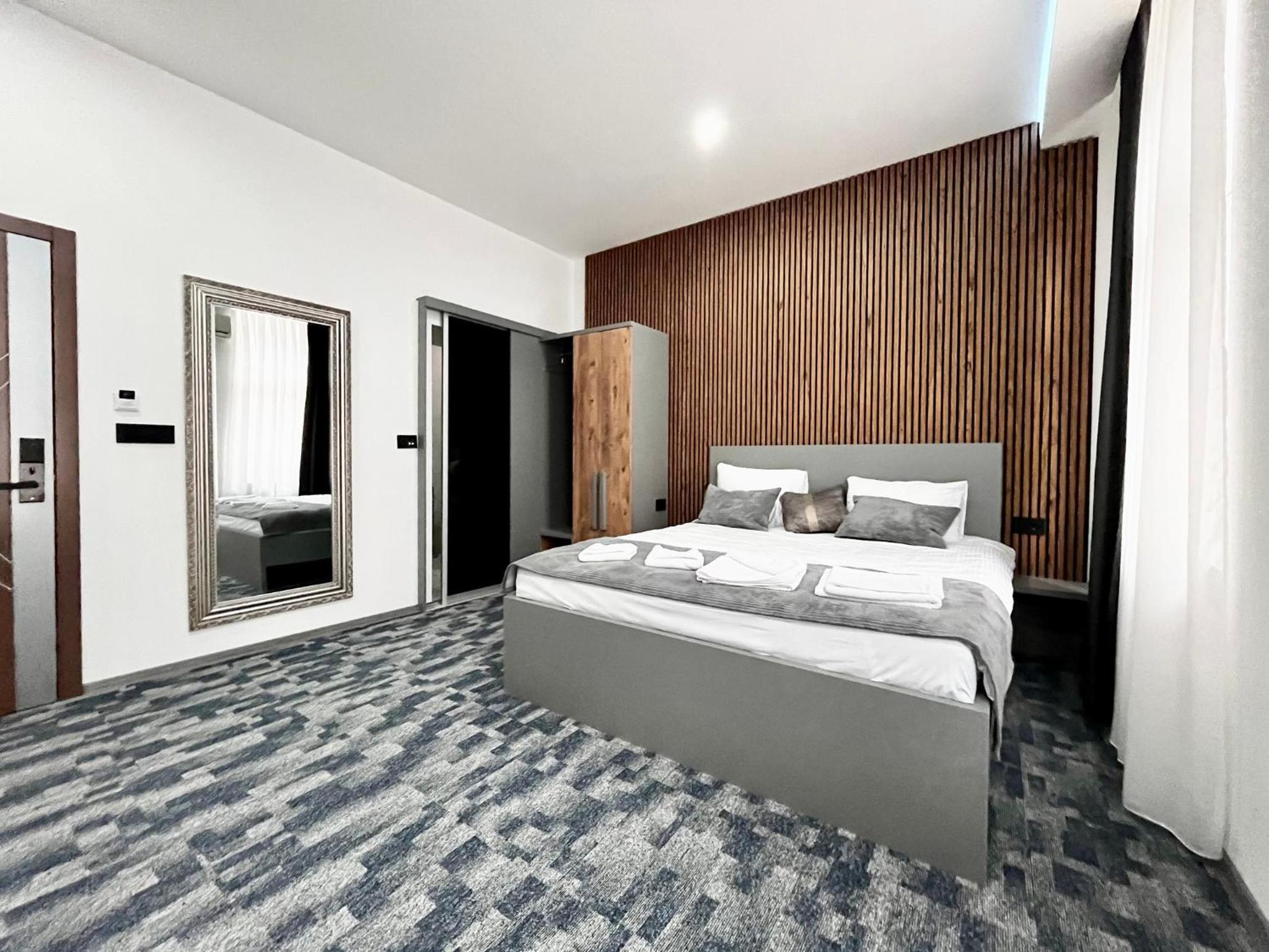 Basic Triple Room