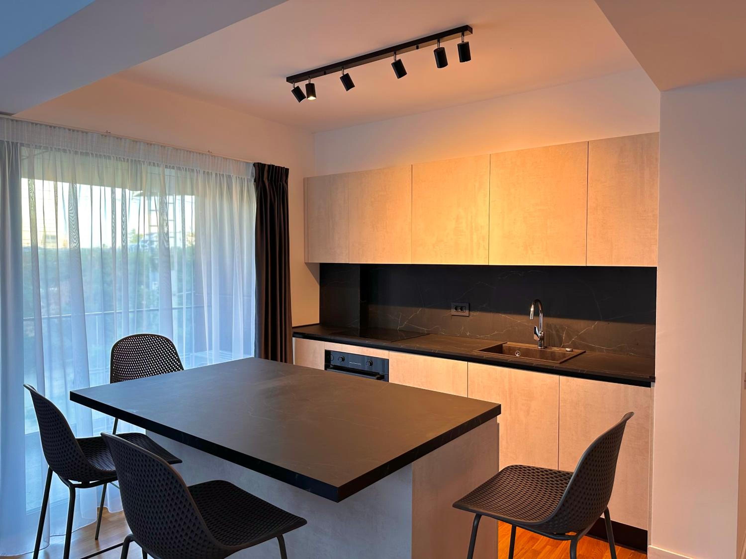 One-Bedroom Apartment photo 2