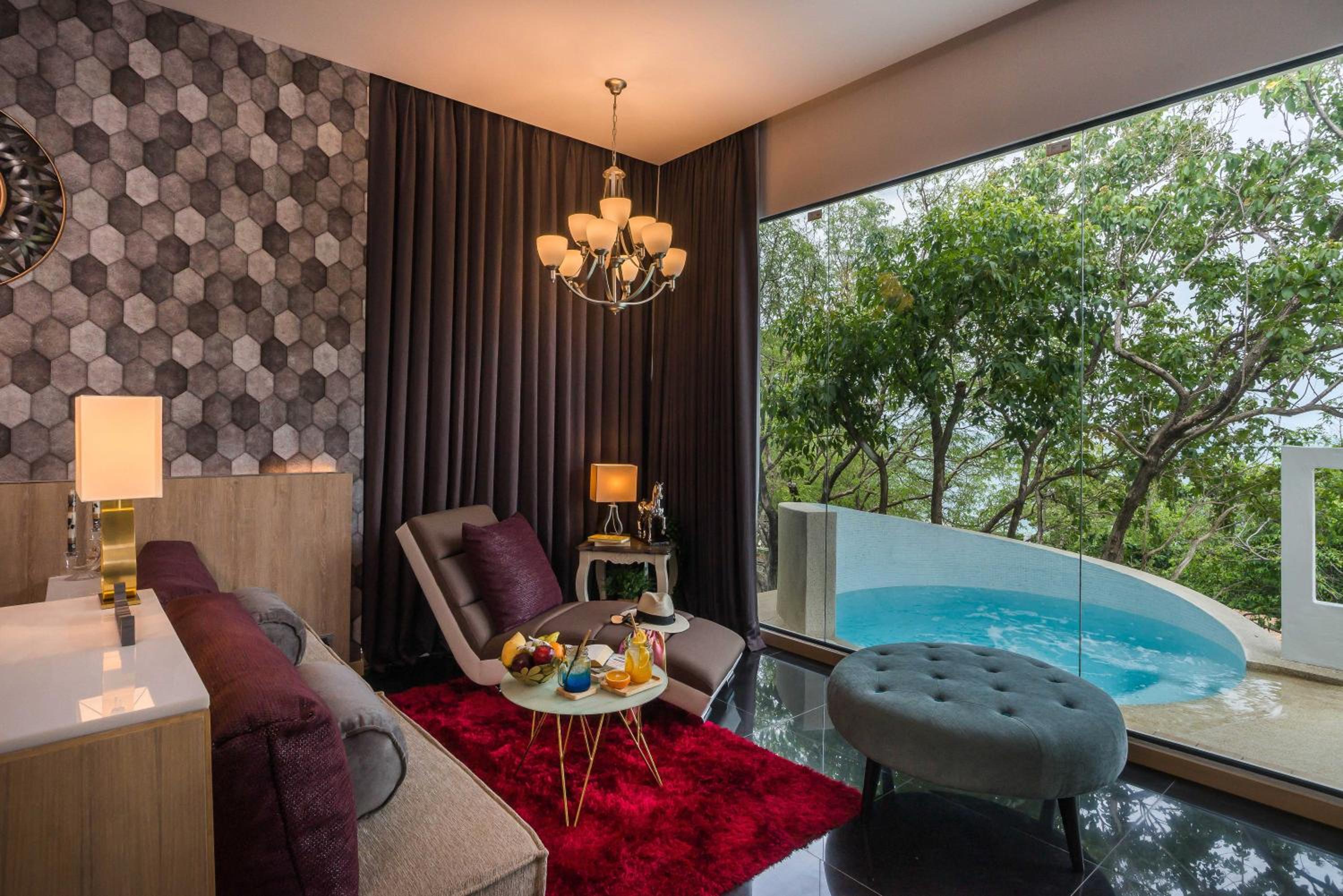 Villa with Garden View - Photo 9