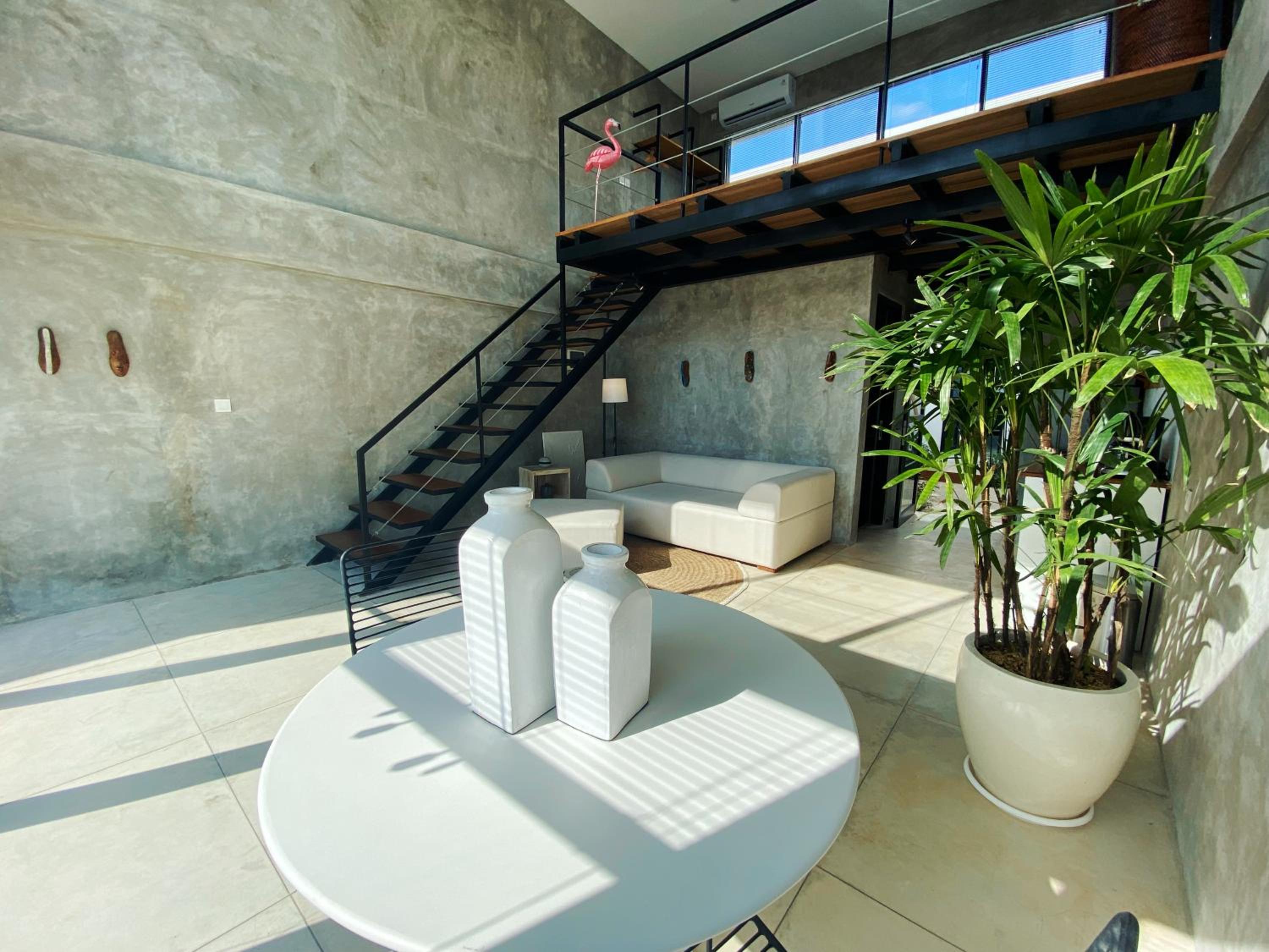 Loft - Photo 17