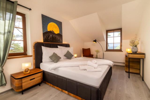 Double Room with Private Bathroom photo 1