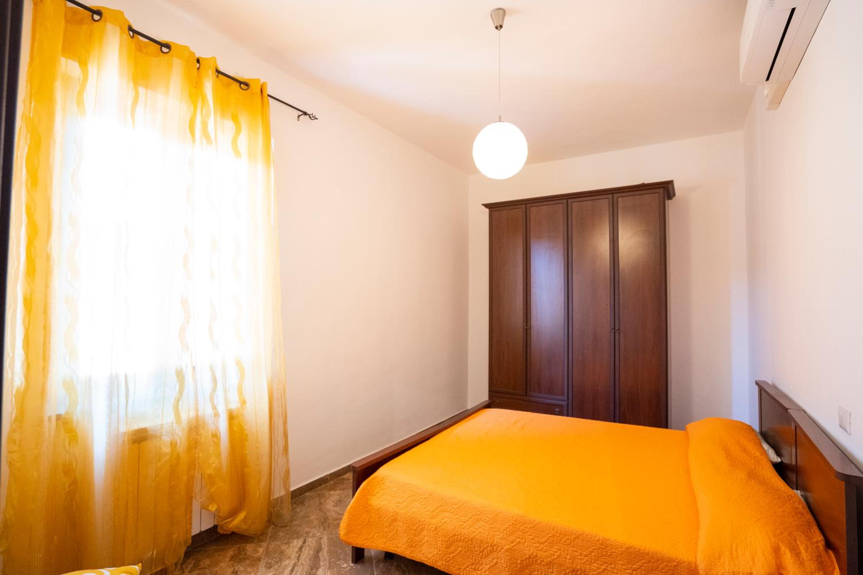 Two-Bedroom House photo 3