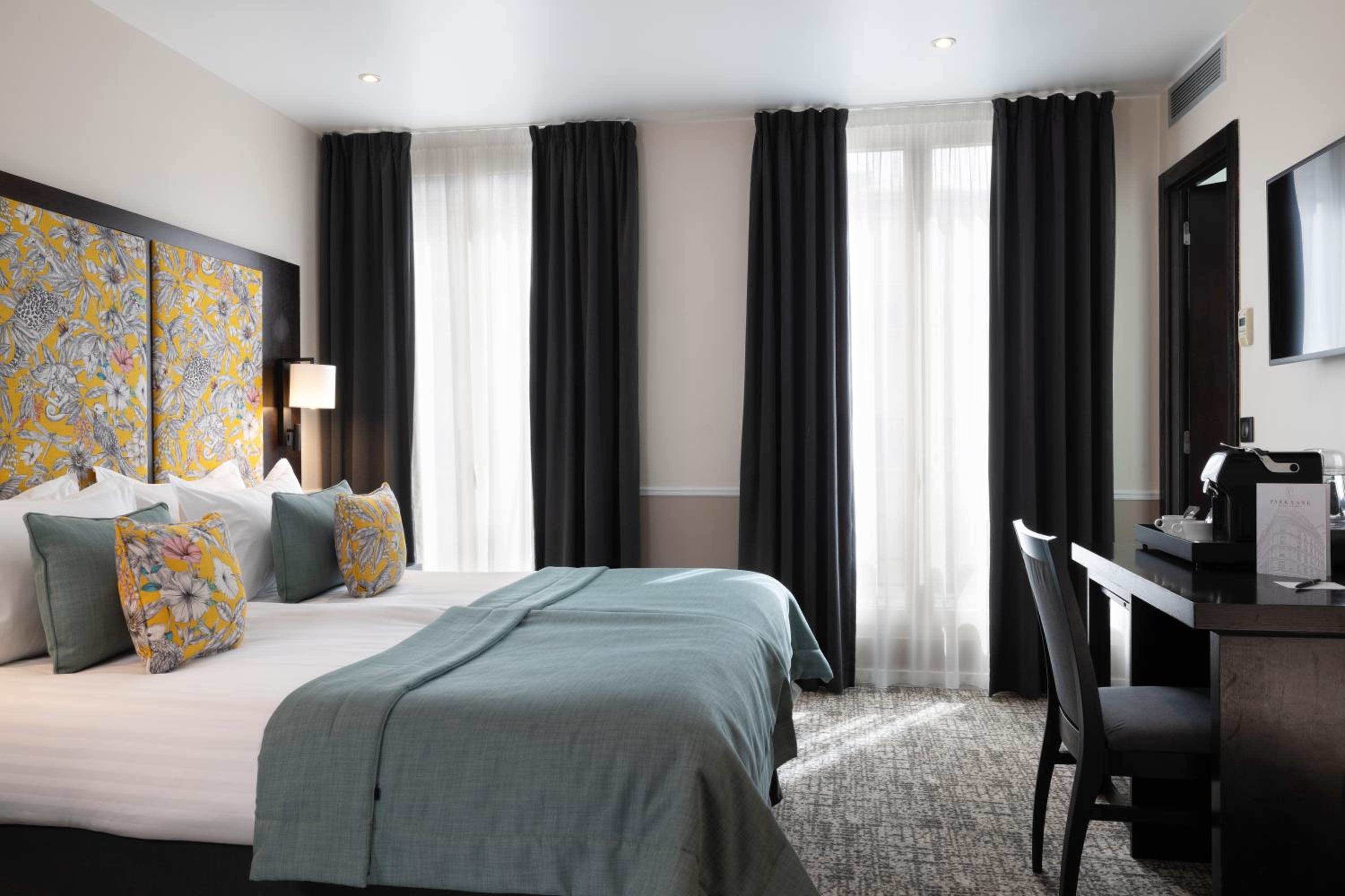 Deluxe Twin Room photo 1